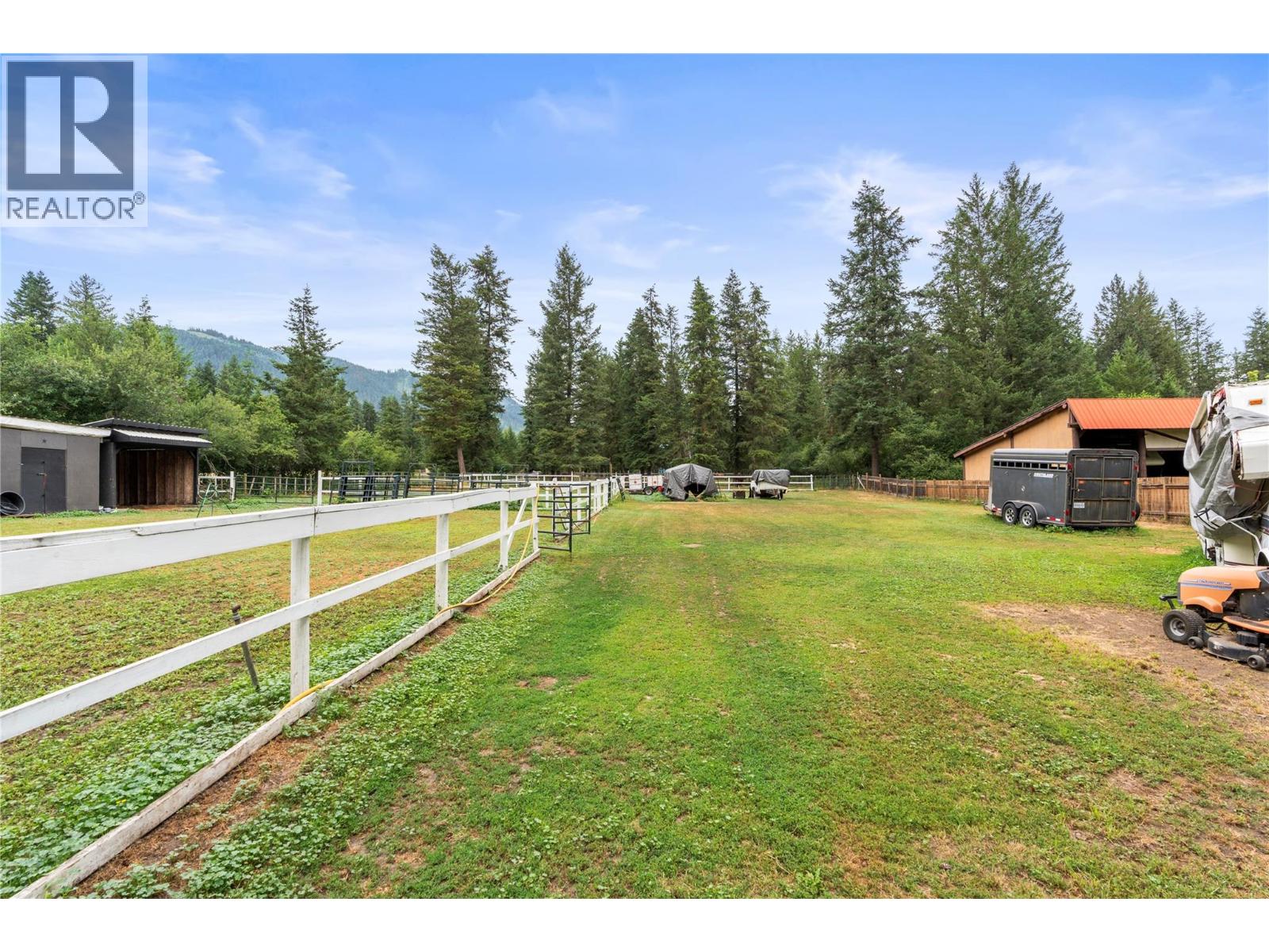 272 Lumby-Mabel Lake Road, Lumby, British Columbia  V0E 2G5 - Photo 32 - 10380595