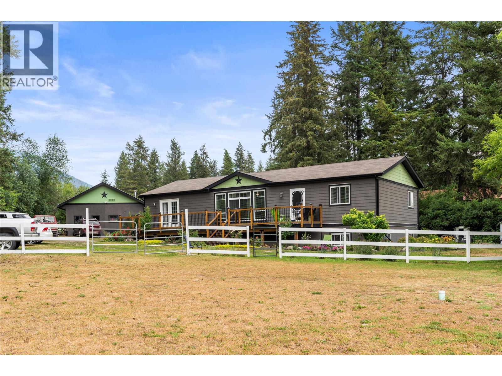 272 Lumby-Mabel Lake Road, Lumby, British Columbia  V0E 2G5 - Photo 2 - 10380088