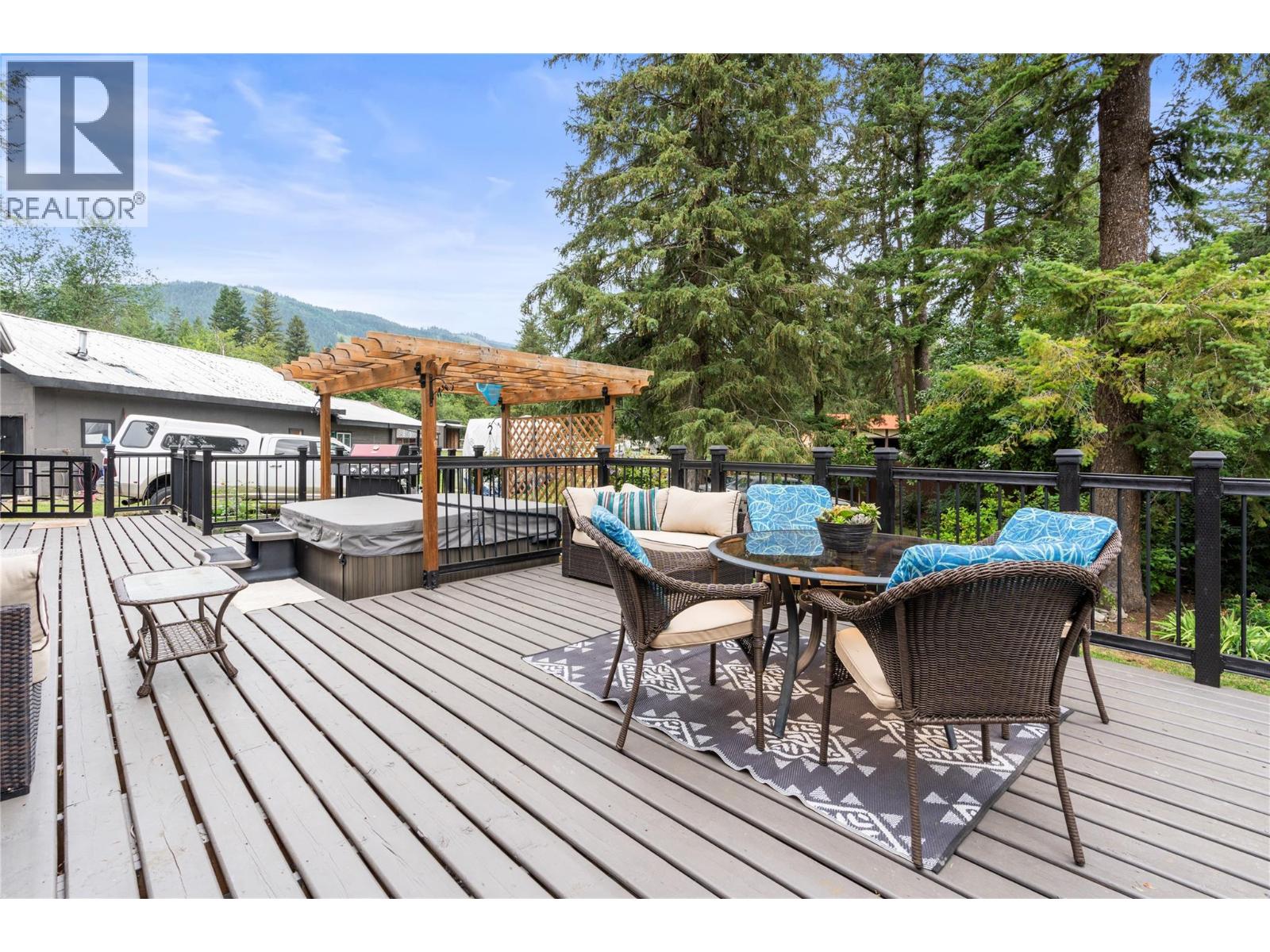 272 Lumby-Mabel Lake Road, Lumby, British Columbia  V0E 2G5 - Photo 25 - 10380088