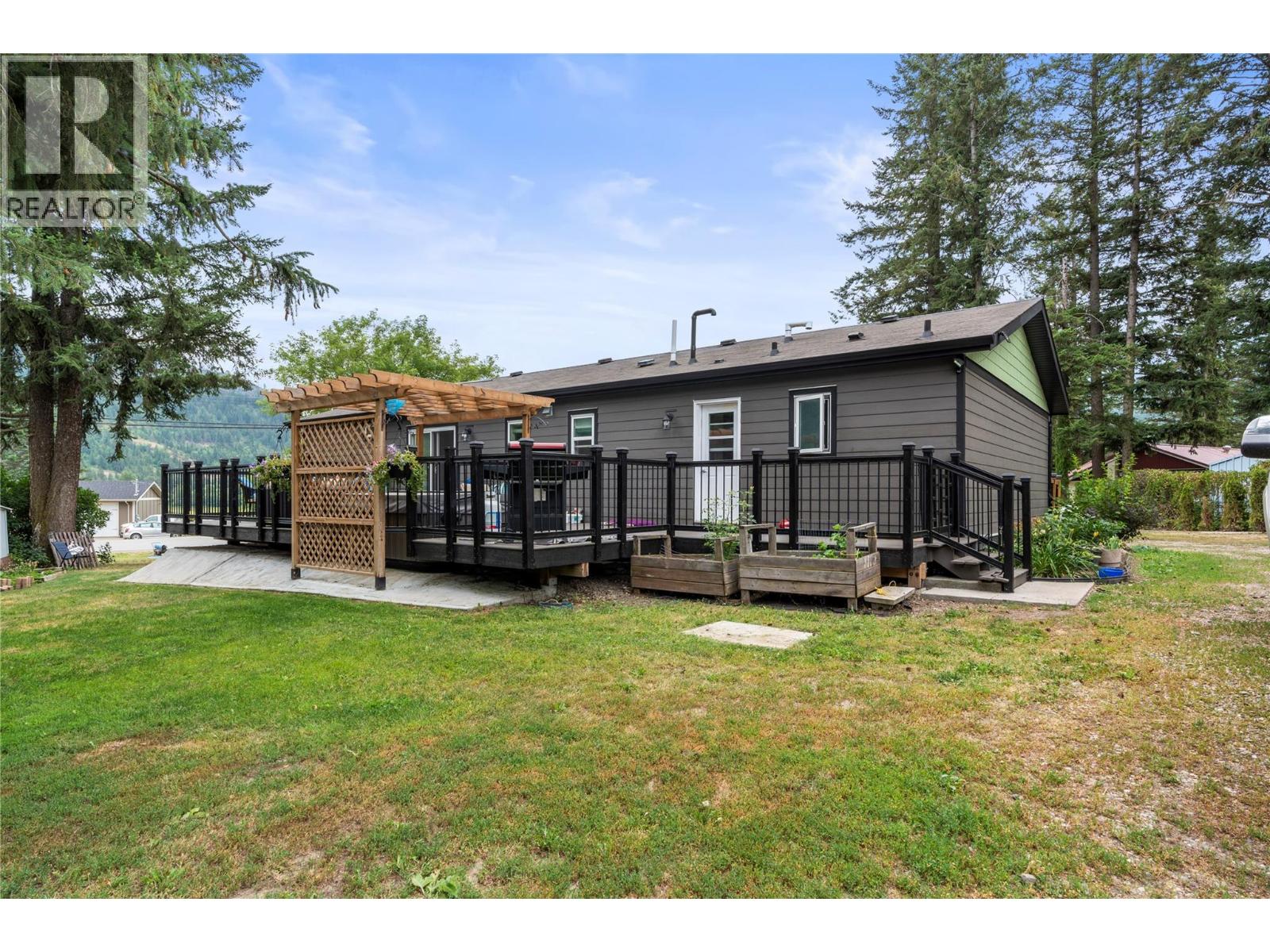 272 Lumby-Mabel Lake Road, Lumby, British Columbia  V0E 2G5 - Photo 27 - 10380088