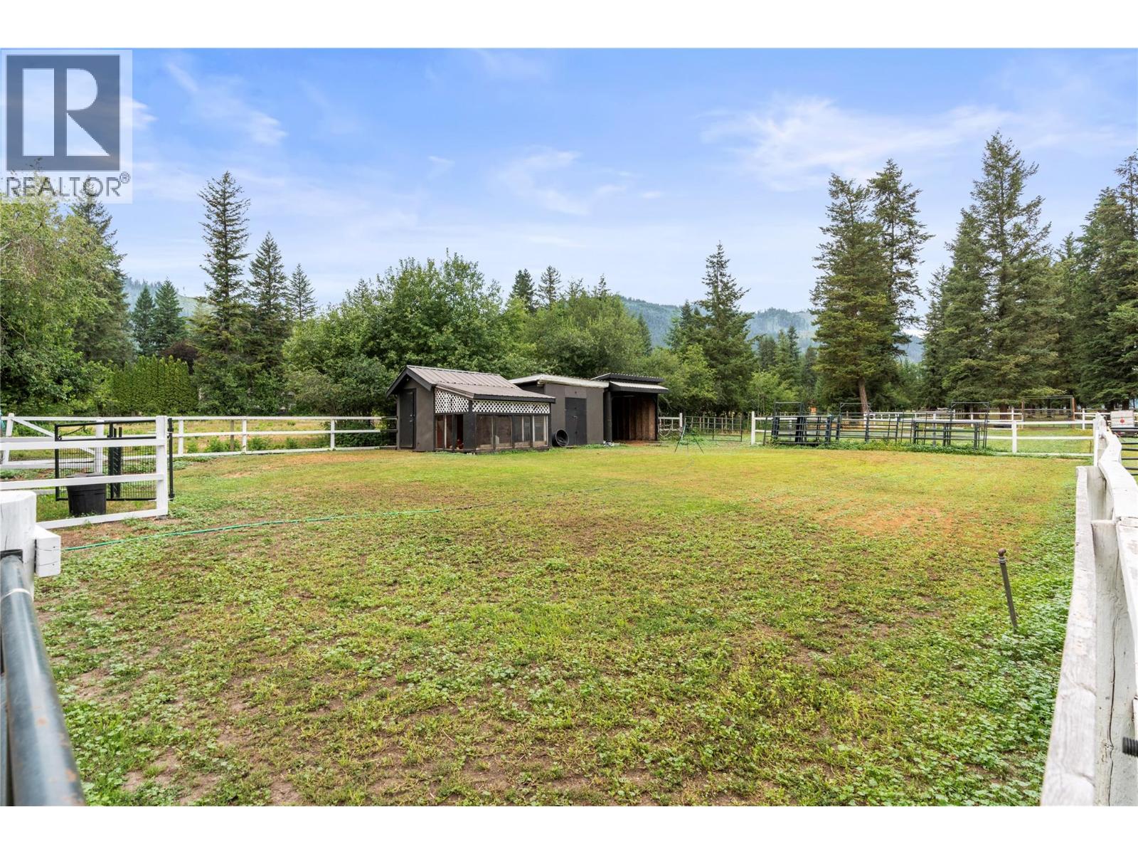 272 Lumby-Mabel Lake Road, Lumby, British Columbia  V0E 2G5 - Photo 31 - 10380088