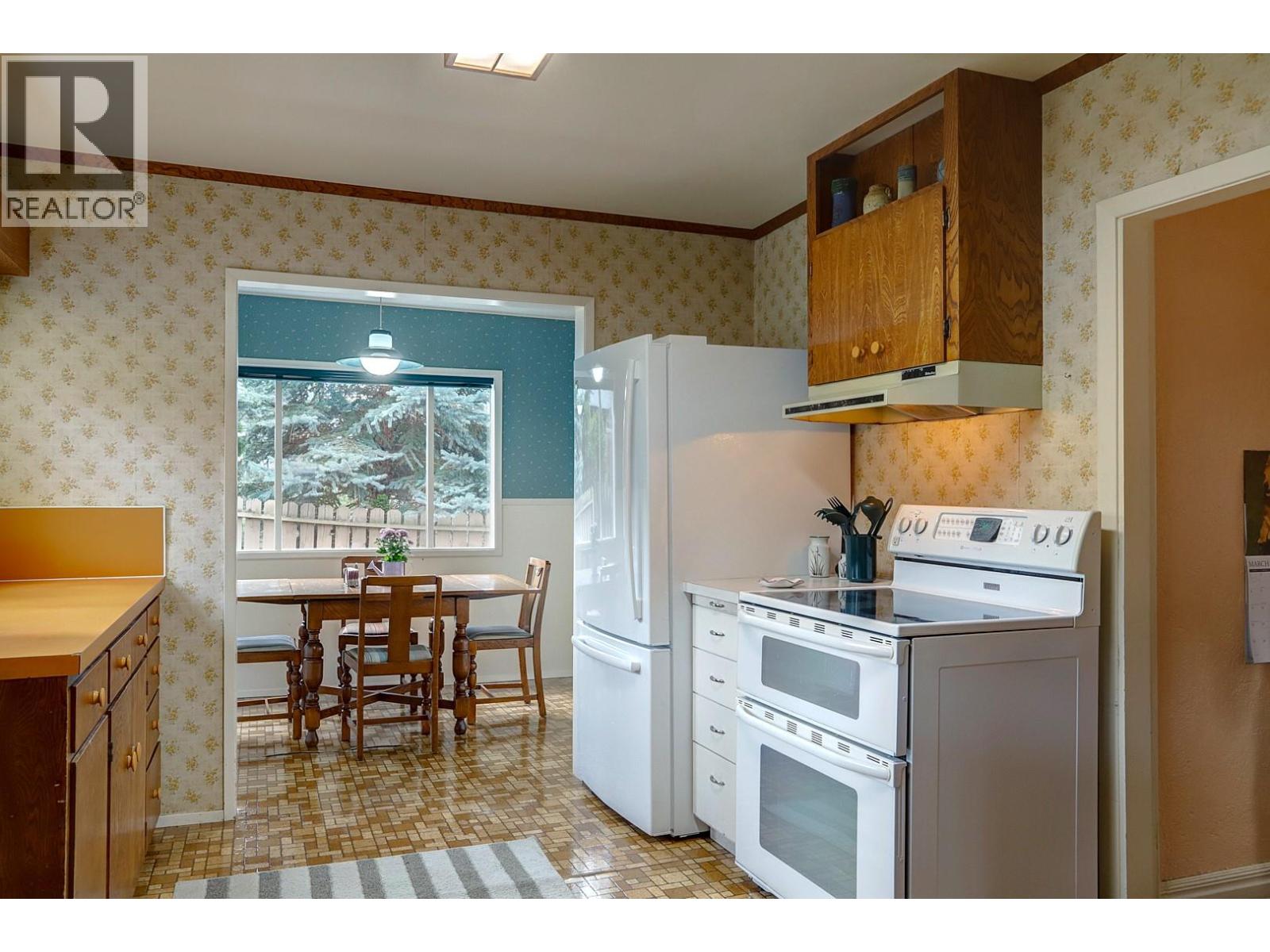 5051 11 Street Ne, Salmon Arm, British Columbia  V1E 3N3 - Photo 12 - 10379206