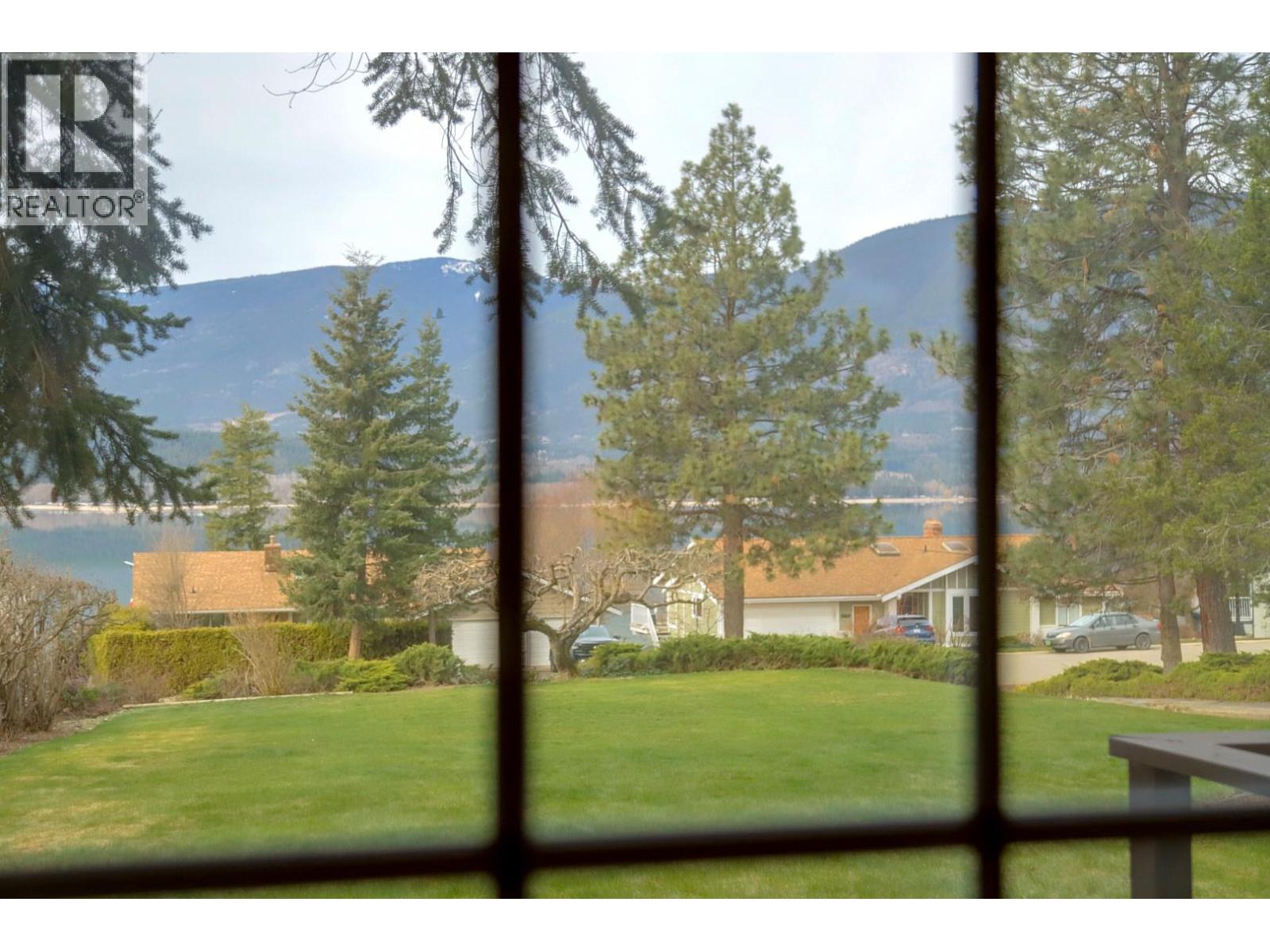 5051 11 Street Ne, Salmon Arm, British Columbia  V1E 3N3 - Photo 27 - 10379206