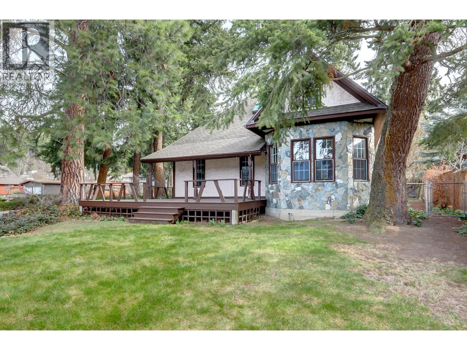 5051 11 Street Ne, Salmon Arm, British Columbia  V1E 3N3 - Photo 4 - 10379206