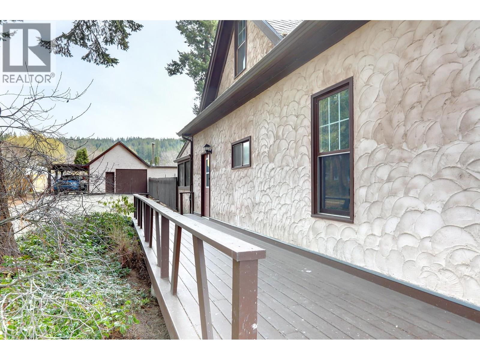 5051 11 Street Ne, Salmon Arm, British Columbia  V1E 3N3 - Photo 71 - 10379206