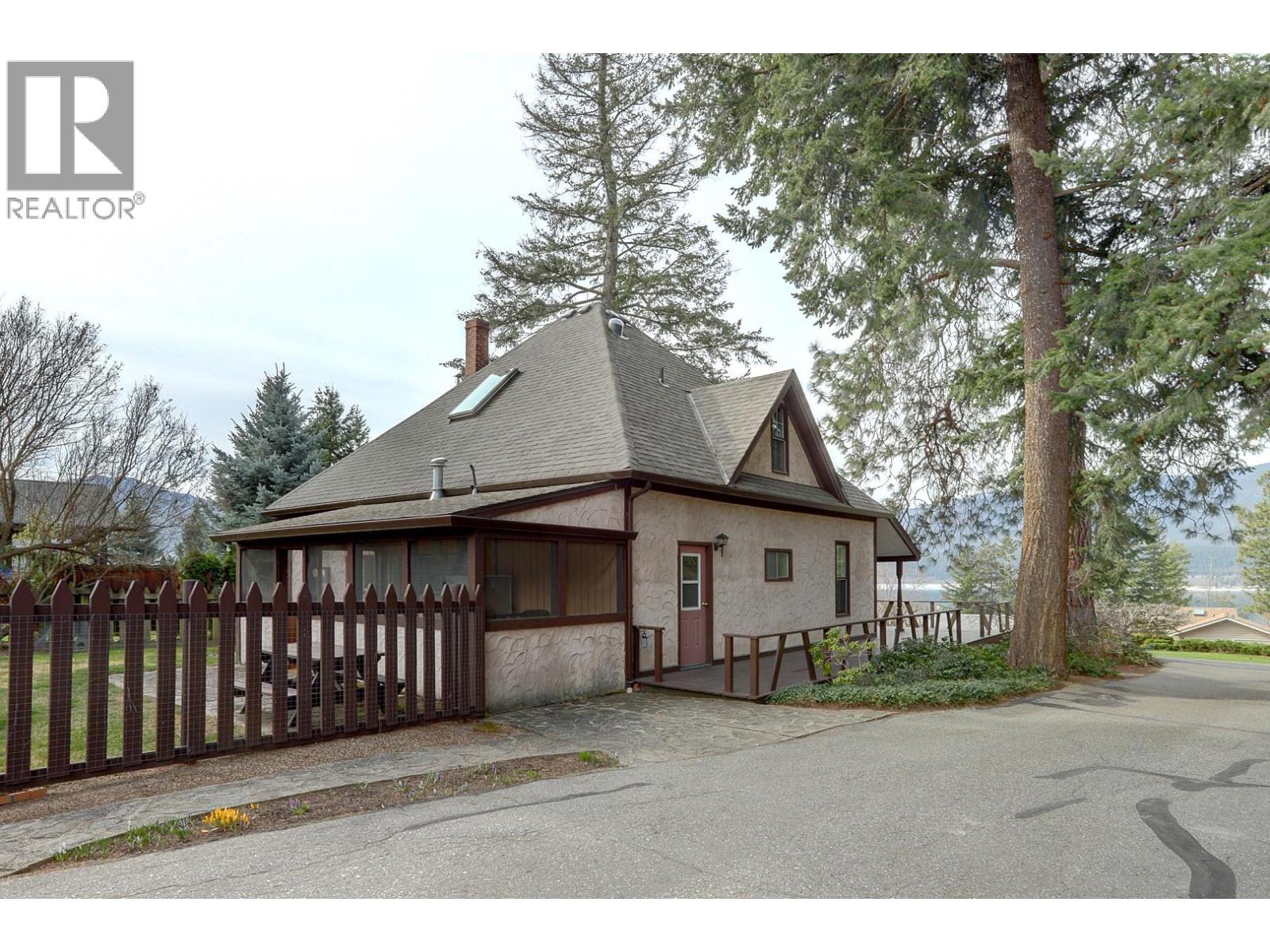 5051 11 Street Ne, Salmon Arm, British Columbia  V1E 3N3 - Photo 72 - 10379206