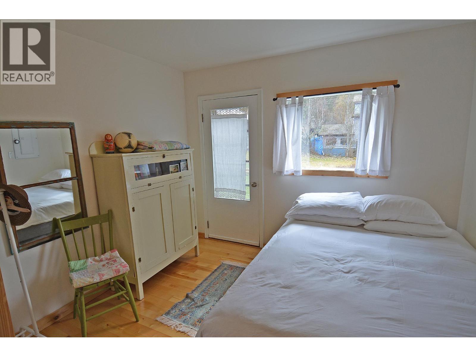 124 Lake Avenue, Silverton, British Columbia  V0G 1S0 - Photo 16 - 10380584