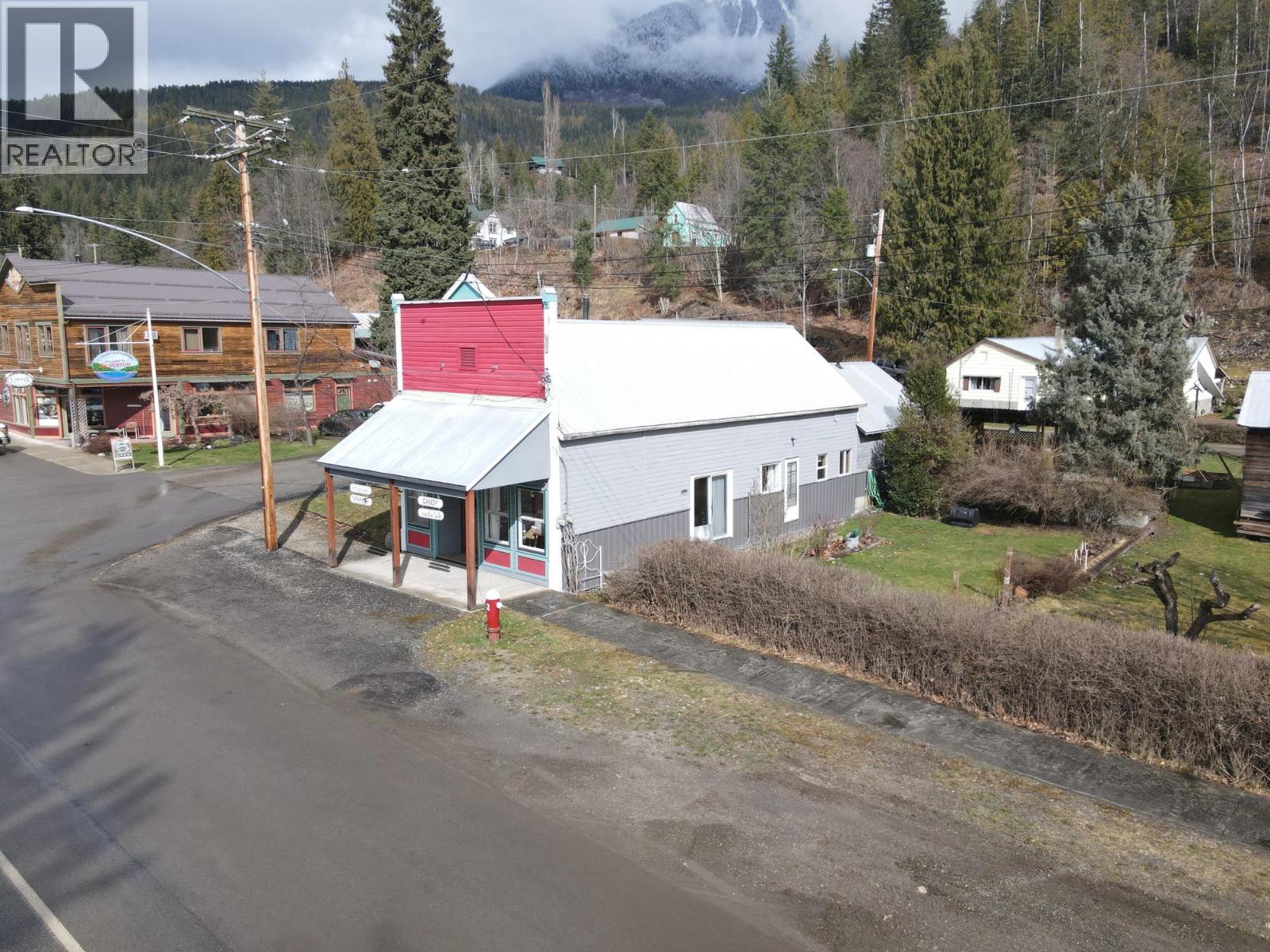 124 Lake Avenue, Silverton, British Columbia  V0G 1S0 - Photo 36 - 10380584