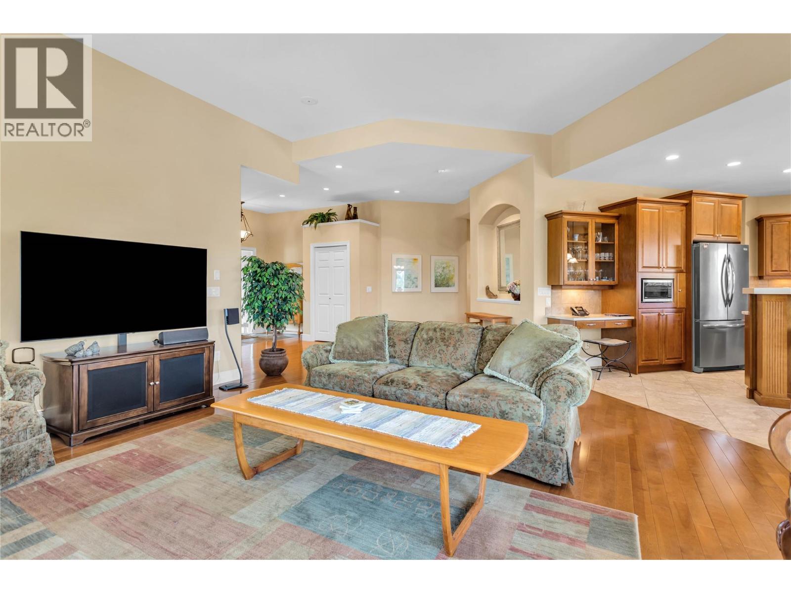 1108 Arbor View Drive, Kelowna, British Columbia  V1W 4X1 - Photo 13 - 10380329