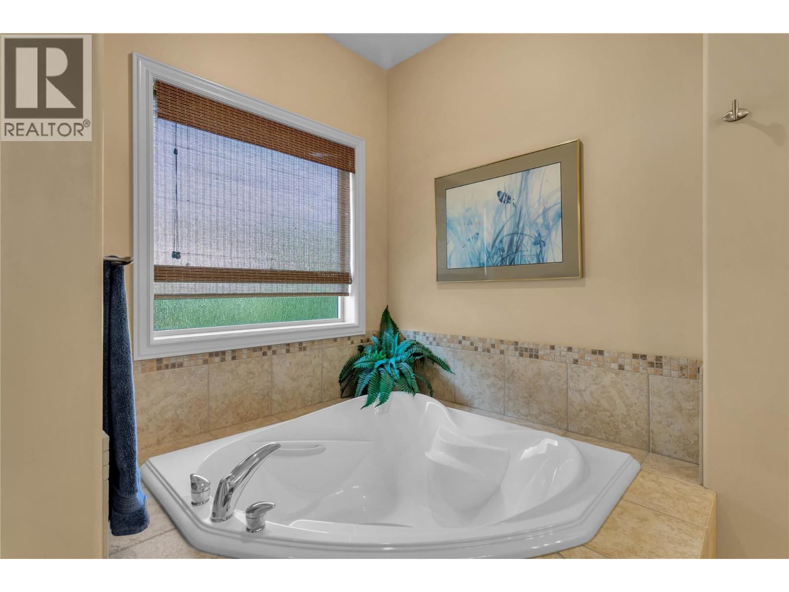 1108 Arbor View Drive, Kelowna, British Columbia  V1W 4X1 - Photo 19 - 10380329
