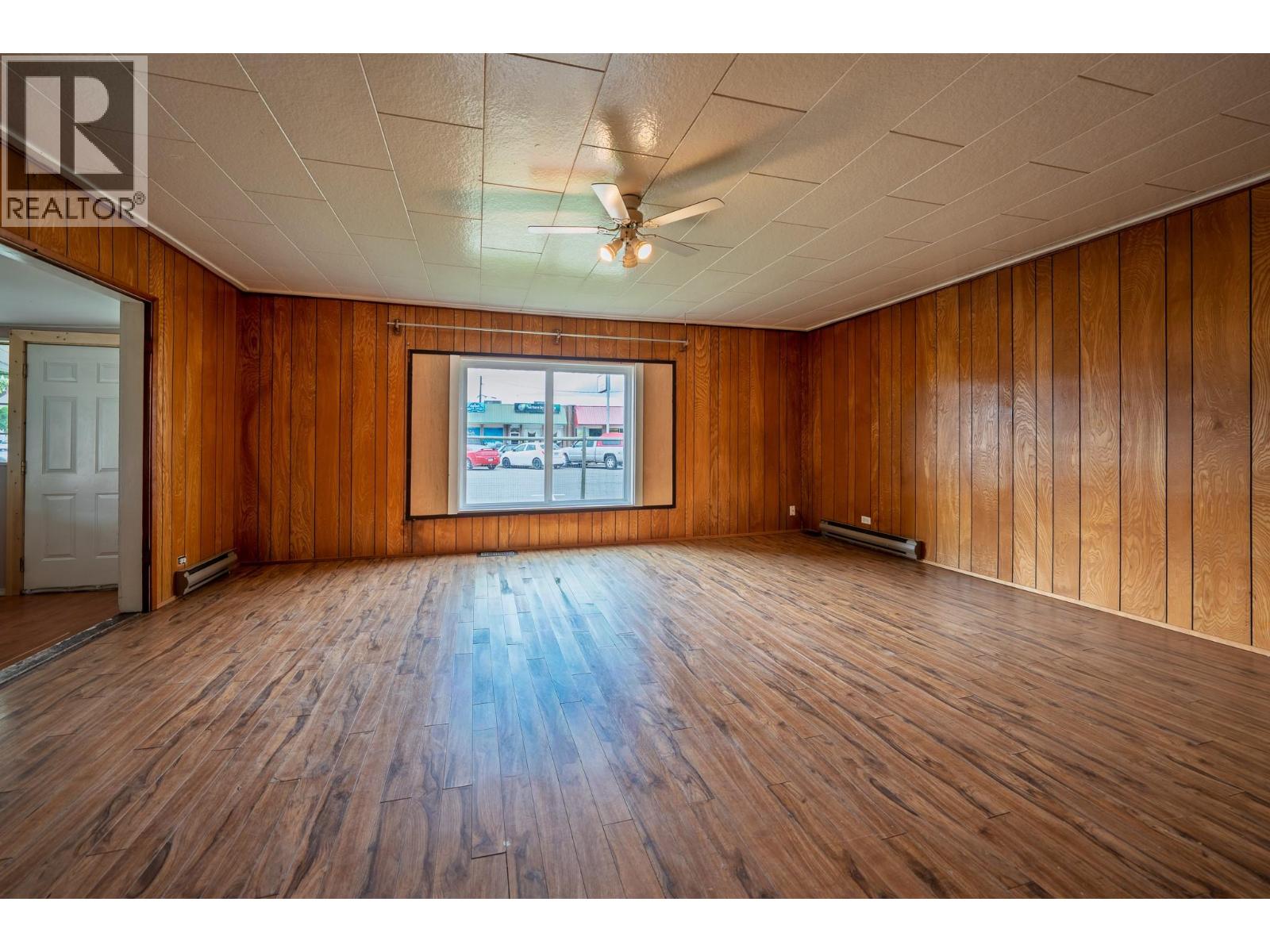 7440 3rd Street, Grand Forks, British Columbia  V0H 1H0 - Photo 13 - 10380685