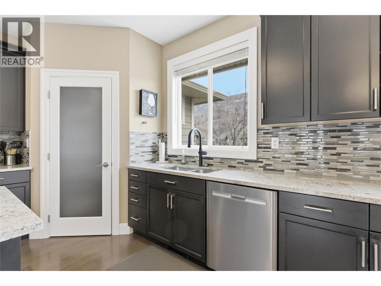 2779 Beachmount Crescent, Kamloops, British Columbia  V2B 0E6 - Photo 16 - 10380585