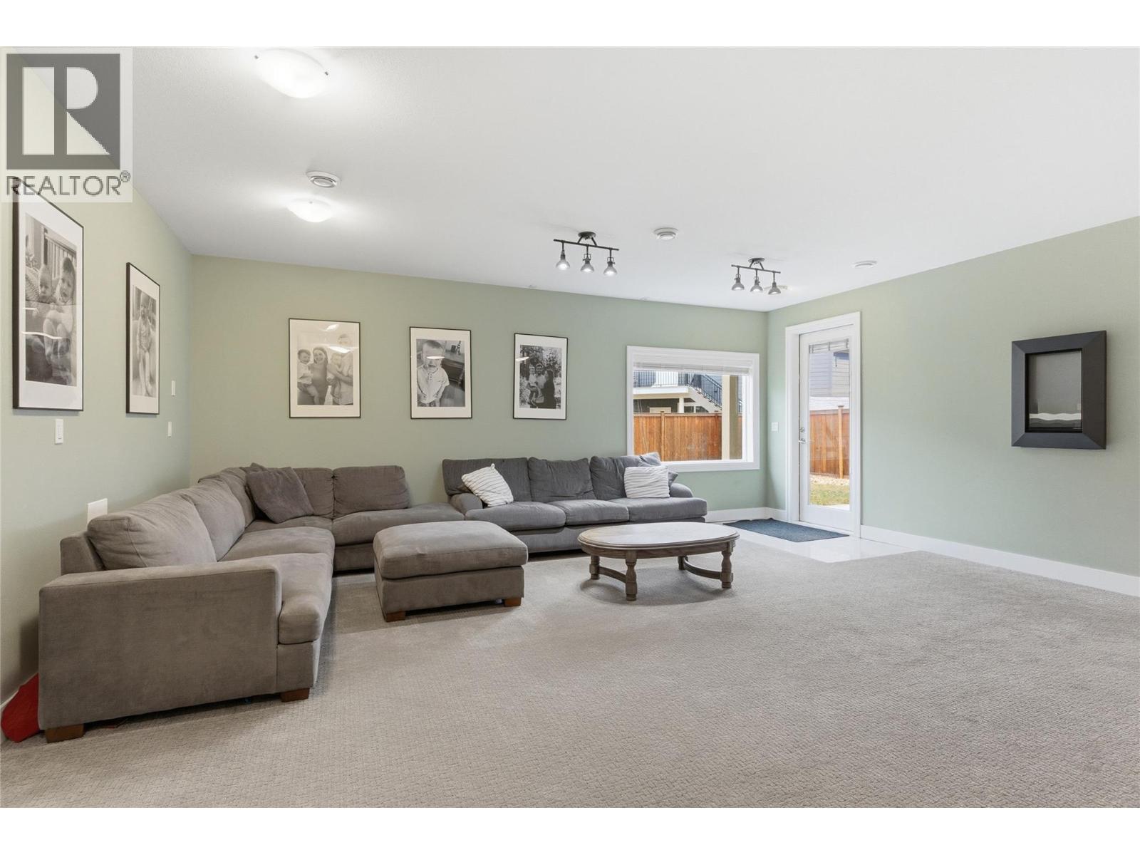 2779 Beachmount Crescent, Kamloops, British Columbia  V2B 0E6 - Photo 28 - 10380585