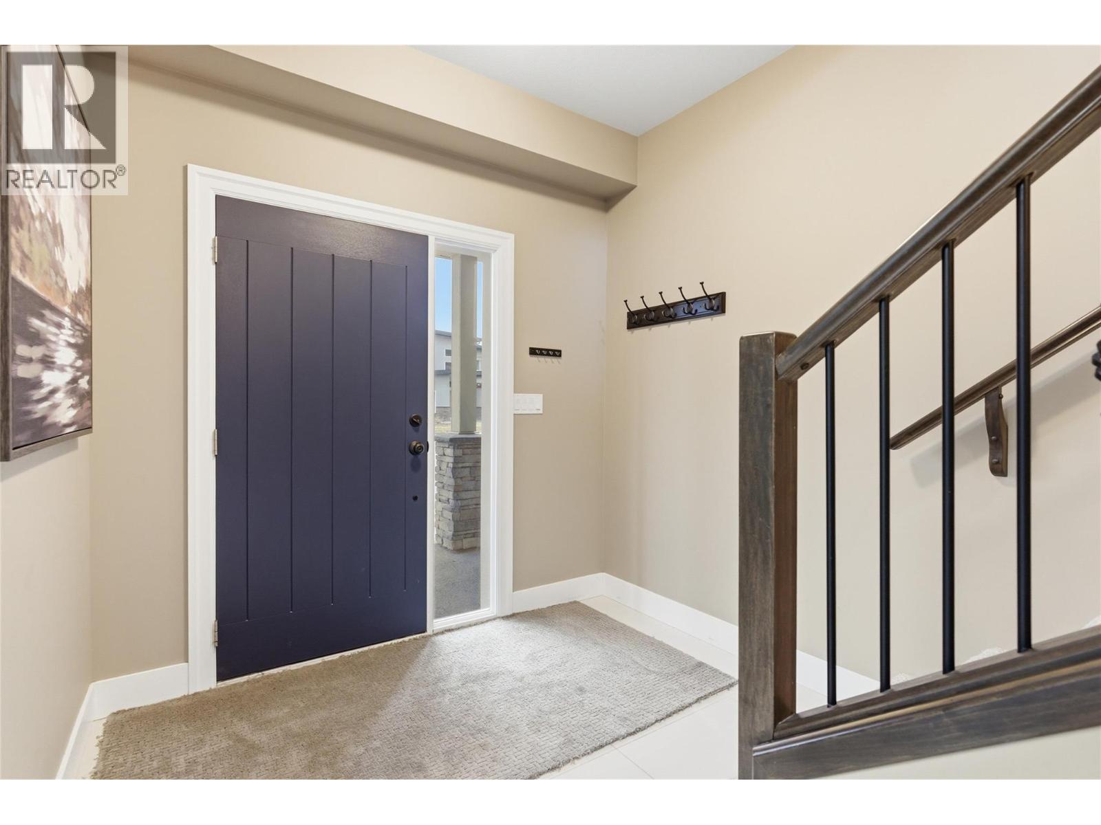 2779 Beachmount Crescent, Kamloops, British Columbia  V2B 0E6 - Photo 5 - 10380585