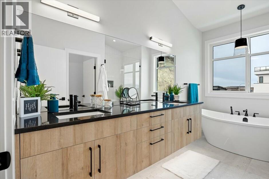 1165 Lone Pine Drive, Kelowna, British Columbia  V1P 0A5 - Photo 19 - 10380691