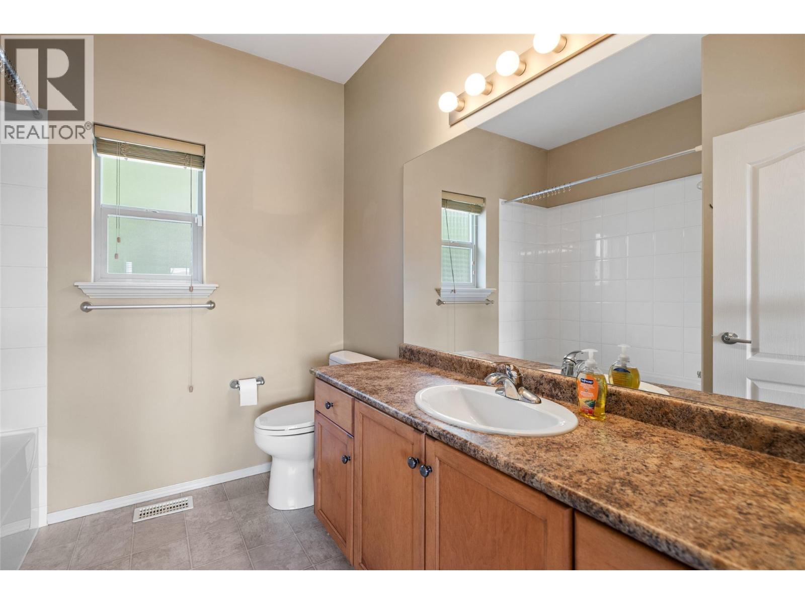 2060 Spyglass Way, West Kelowna, British Columbia  V1Z 3Z7 - Photo 34 - 10380572