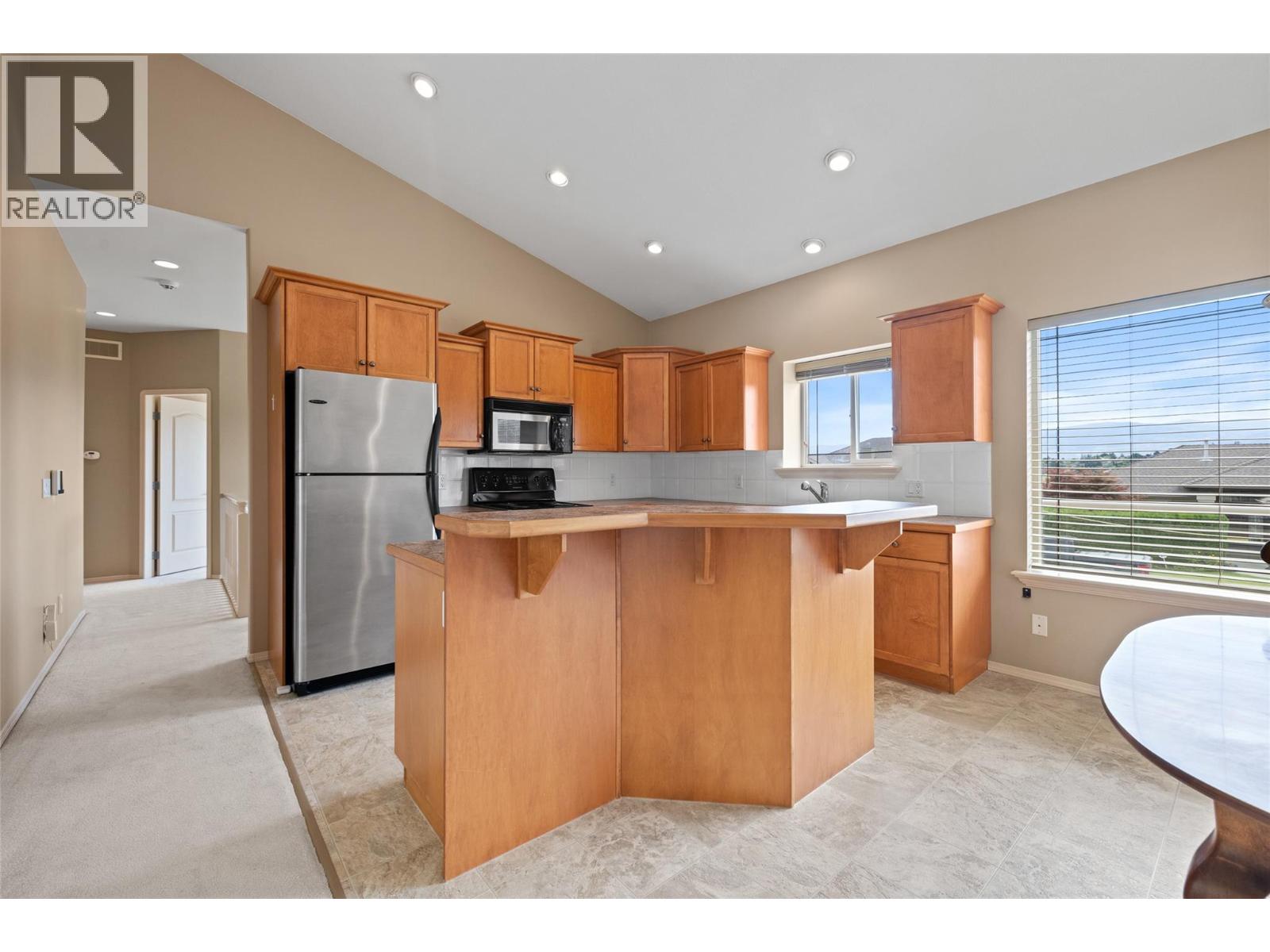 2060 Spyglass Way, West Kelowna, British Columbia  V1Z 3Z7 - Photo 8 - 10380572