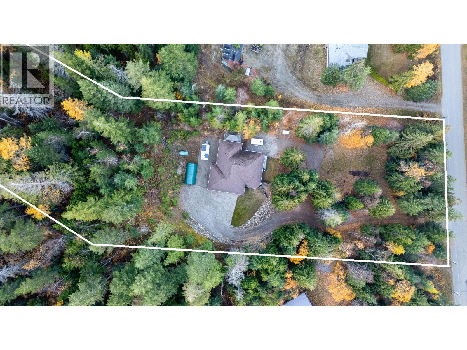 307 Partridge Road, Tappen, British Columbia  V1E 3A4 - Photo 2 - 10380287