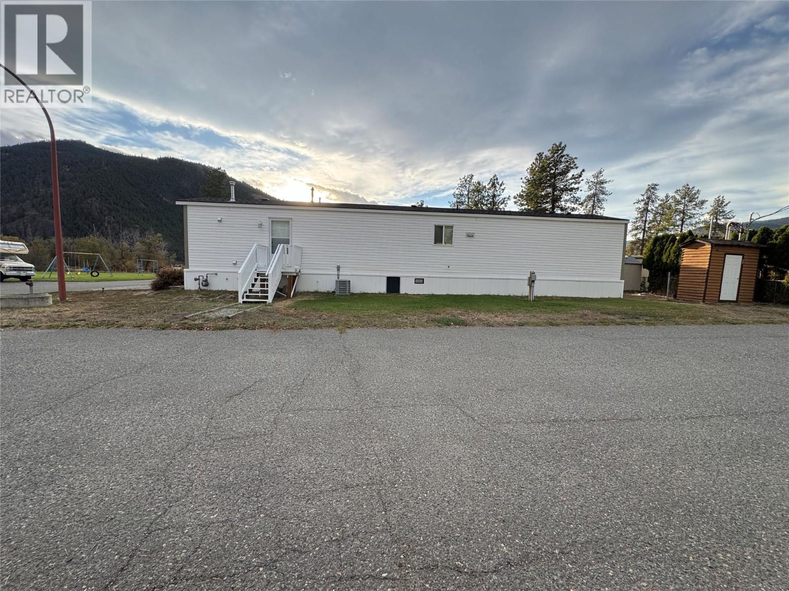 254 8 Highway Unit# 42, Merritt, British Columbia  V1K 1M7 - Photo 18 - 10380122
