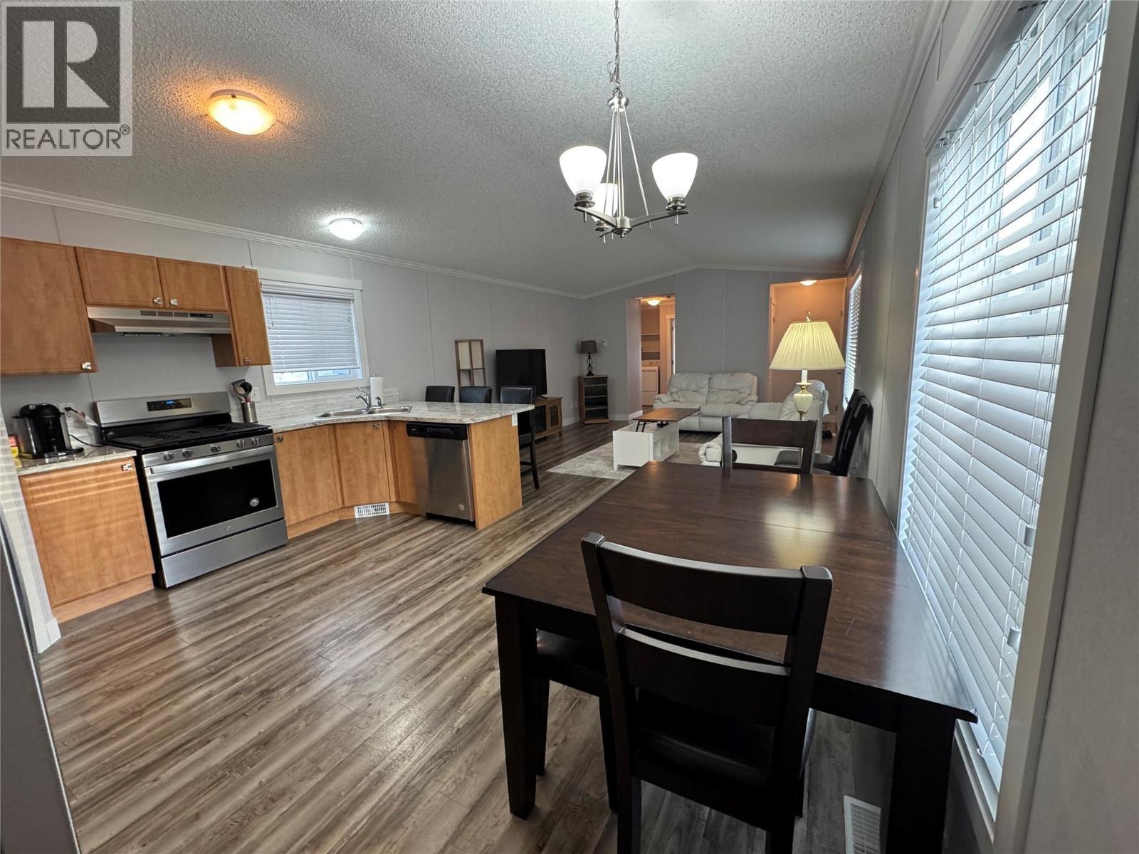 254 8 Highway Unit# 42, Merritt, British Columbia  V1K 1M7 - Photo 3 - 10380122
