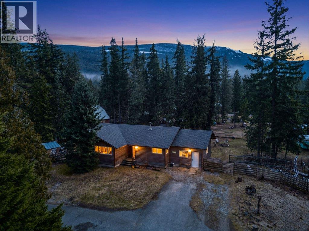 4198 Malakwa Road, malakwa, British Columbia