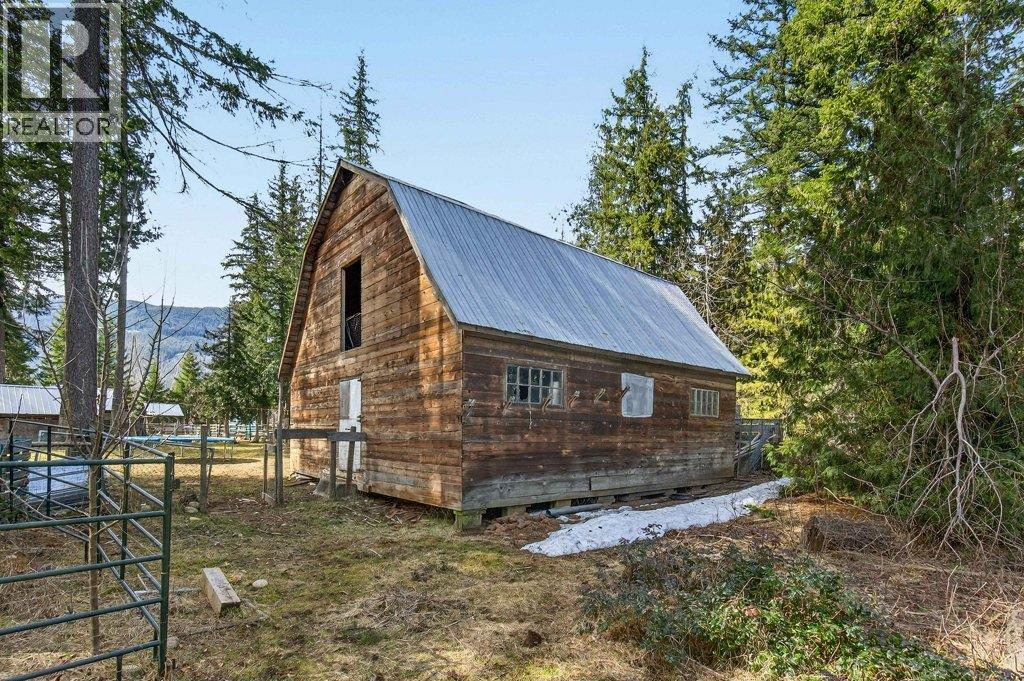 4198 Malakwa Road, Malakwa, British Columbia  V0E 2J0 - Photo 62 - 10379979
