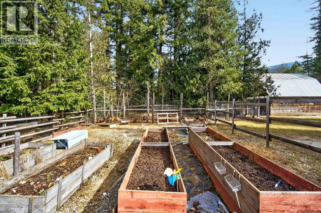 4198 Malakwa Road, Malakwa, British Columbia  V0E 2J0 - Photo 78 - 10379979