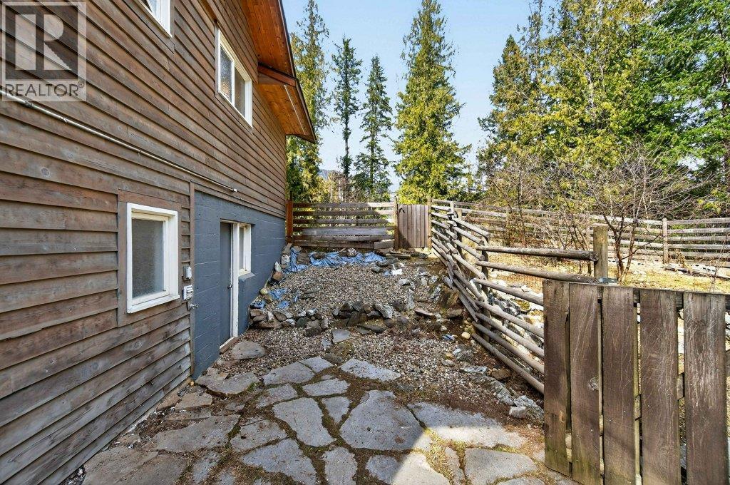 4198 Malakwa Road, Malakwa, British Columbia  V0E 2J0 - Photo 79 - 10379979