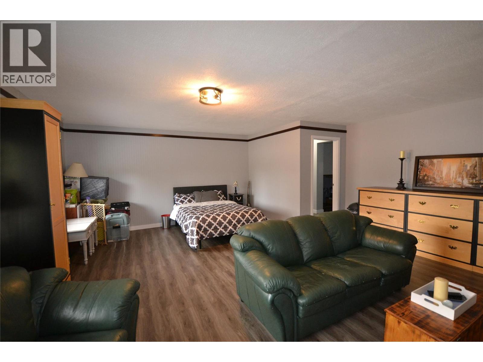 2190 Essen Road, Kelowna, British Columbia  V1Z 1V3 - Photo 17 - 10380112