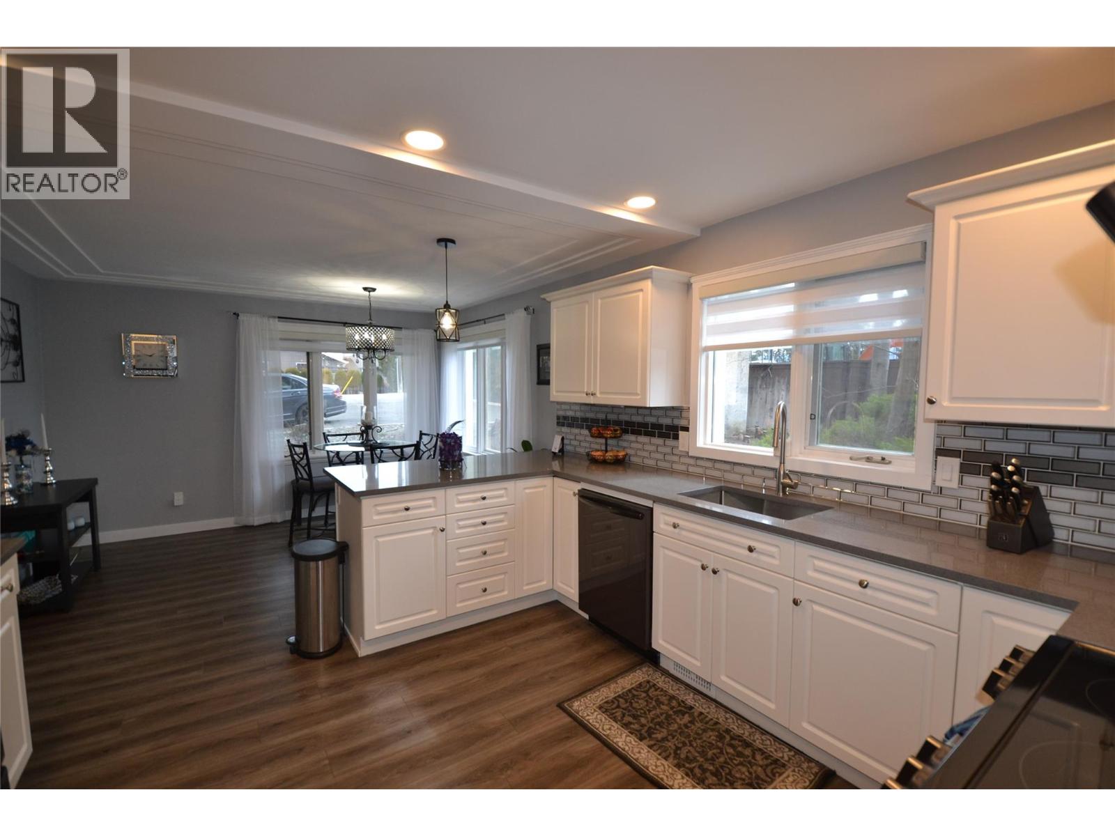 2190 Essen Road, Kelowna, British Columbia  V1Z 1V3 - Photo 4 - 10380112
