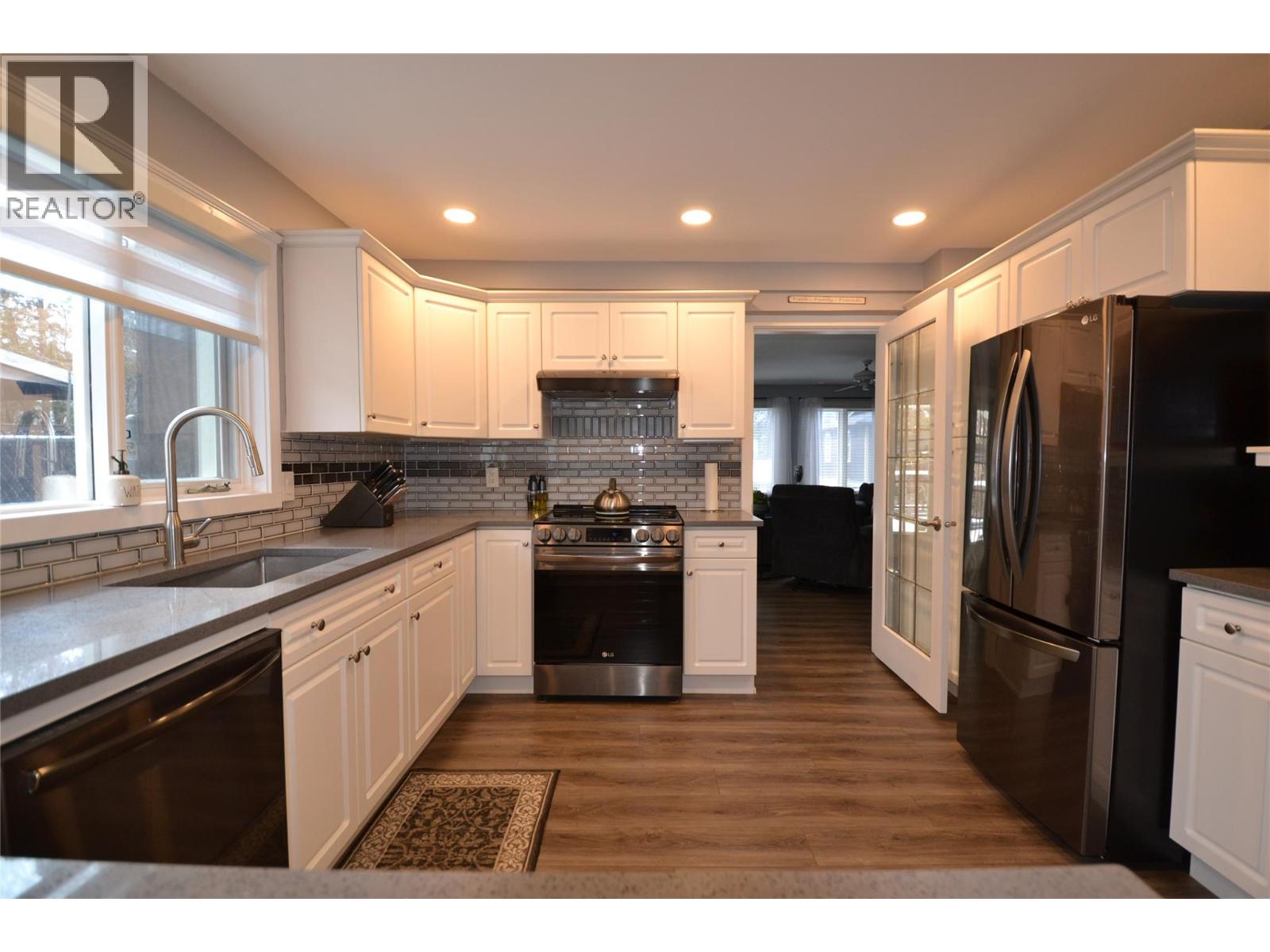 2190 Essen Road, Kelowna, British Columbia  V1Z 1V3 - Photo 5 - 10380112
