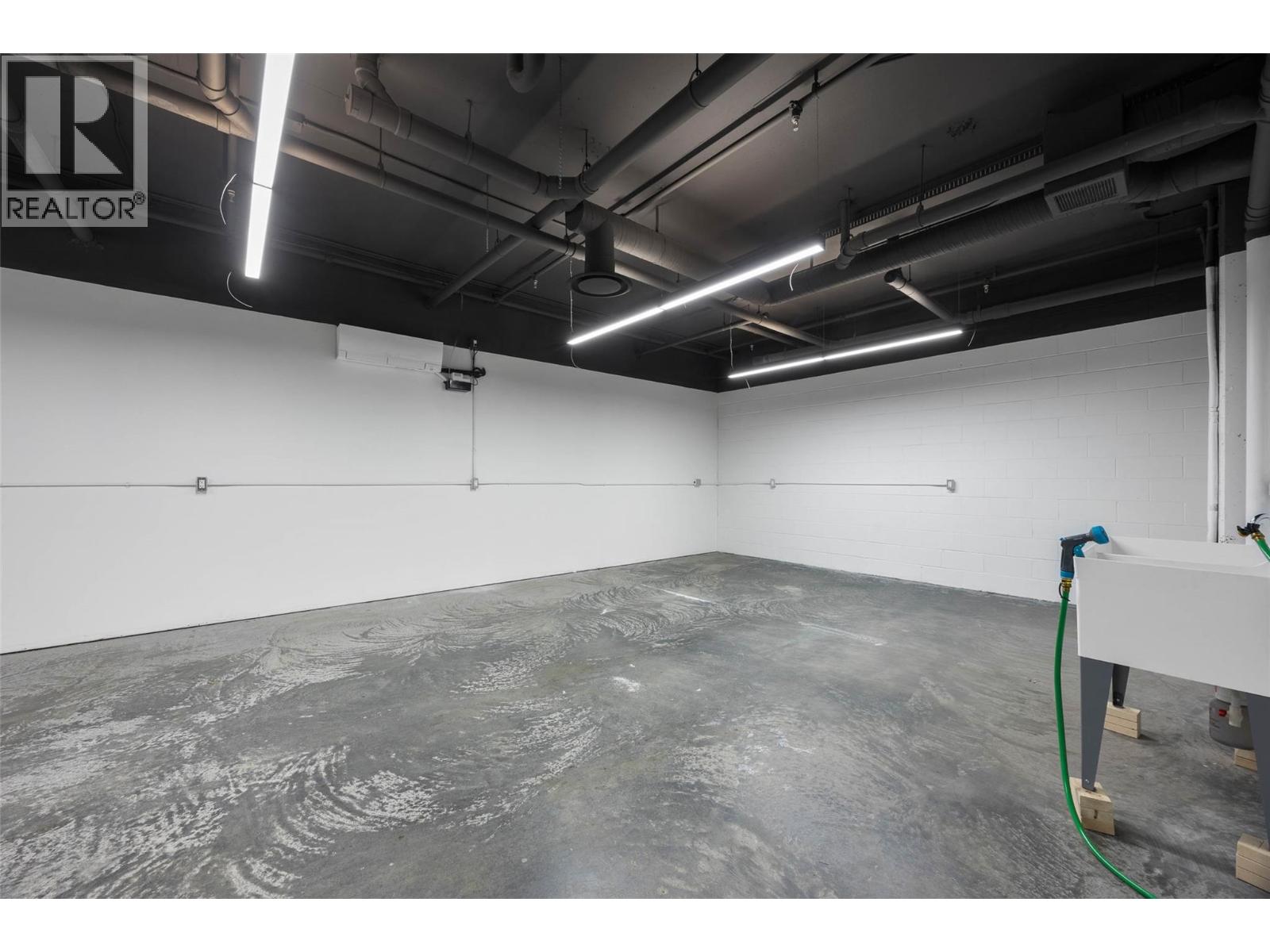 630 Victoria Street, Kamloops, British Columbia  V2C 2B4 - Photo 15 - 10380603