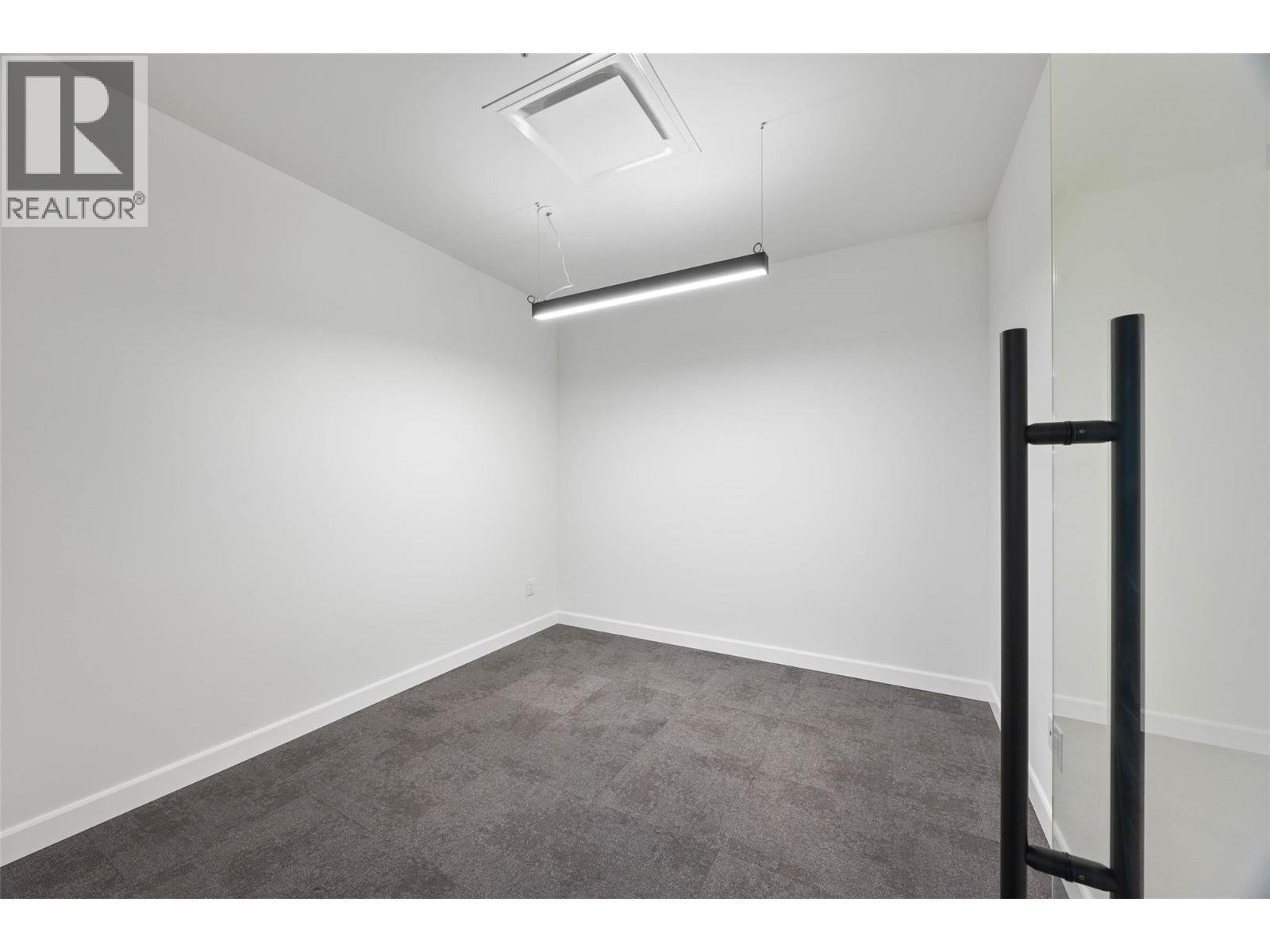 630 Victoria Street, Kamloops, British Columbia  V2C 2B4 - Photo 18 - 10380603