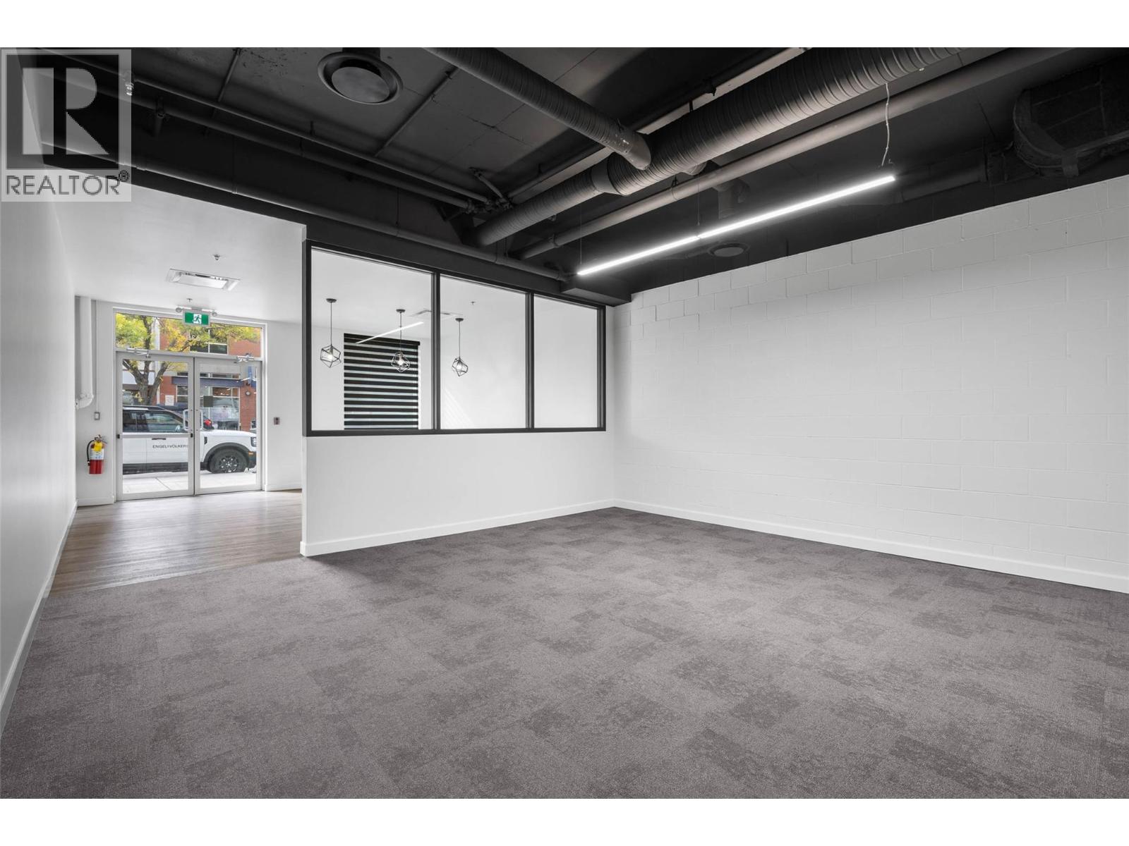 630 Victoria Street, Kamloops, British Columbia  V2C 2B4 - Photo 8 - 10380603