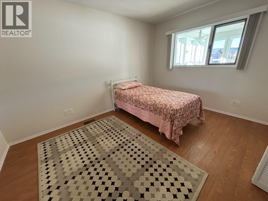 7529 11th Street, Grand Forks, British Columbia  V0H 1H0 - Photo 7 - 10380416