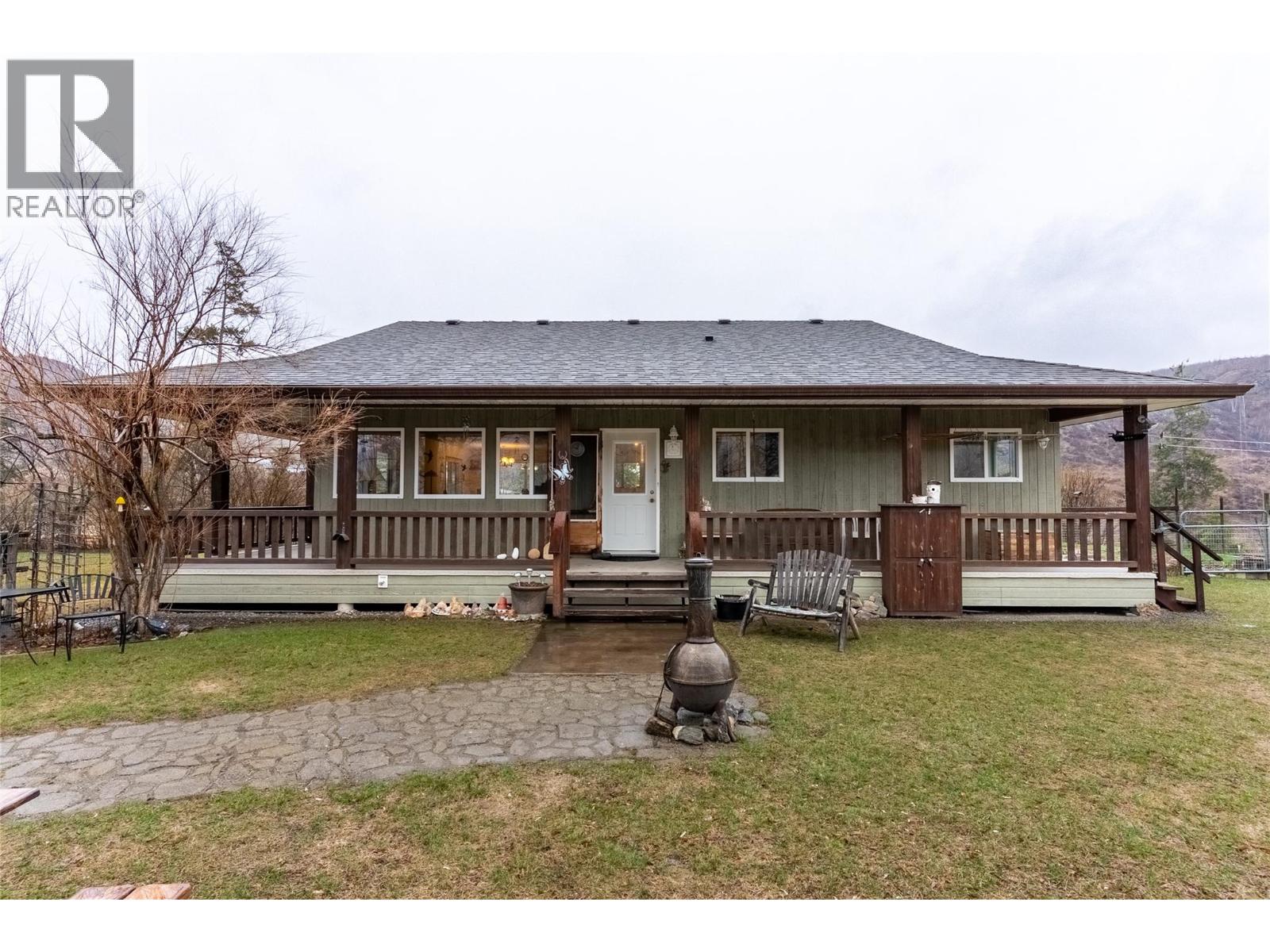 4066 AGATE BAY Road, barriere, British Columbia