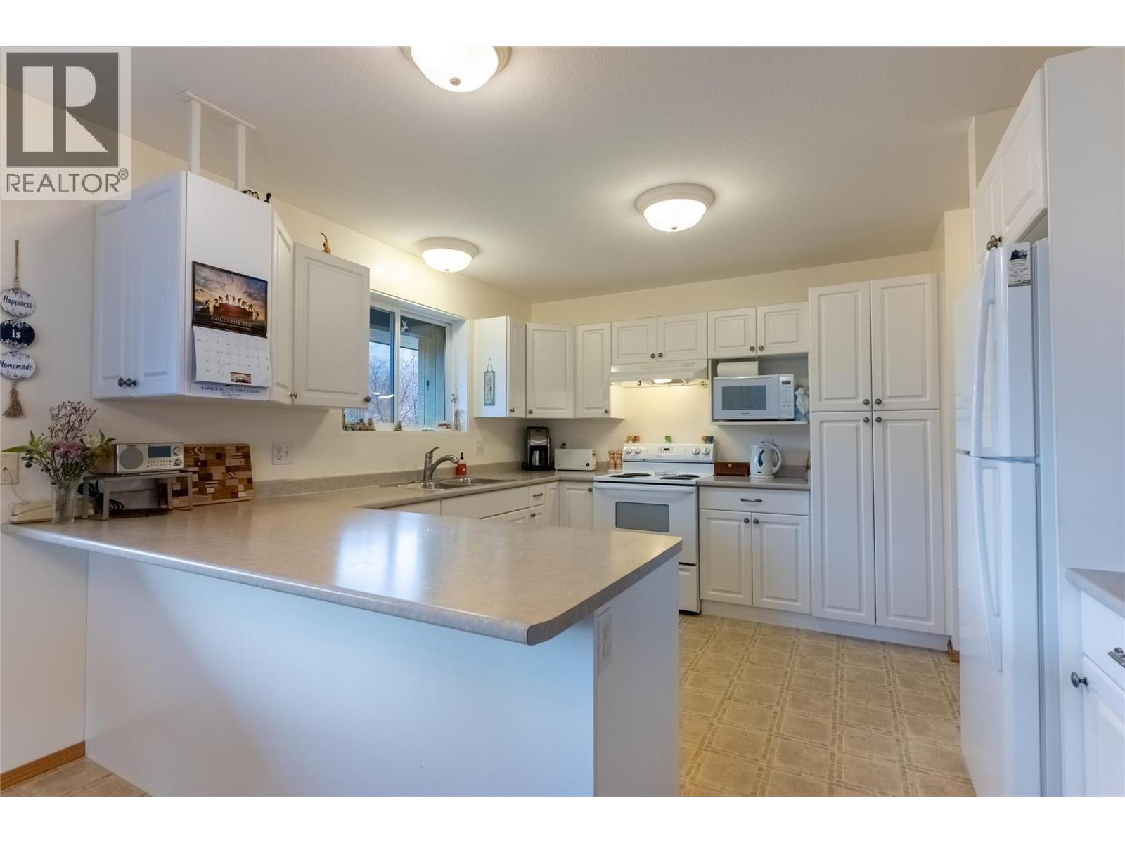 4066 Agate Bay Road, Barriere, British Columbia  V0E 2E0 - Photo 9 - 10380638