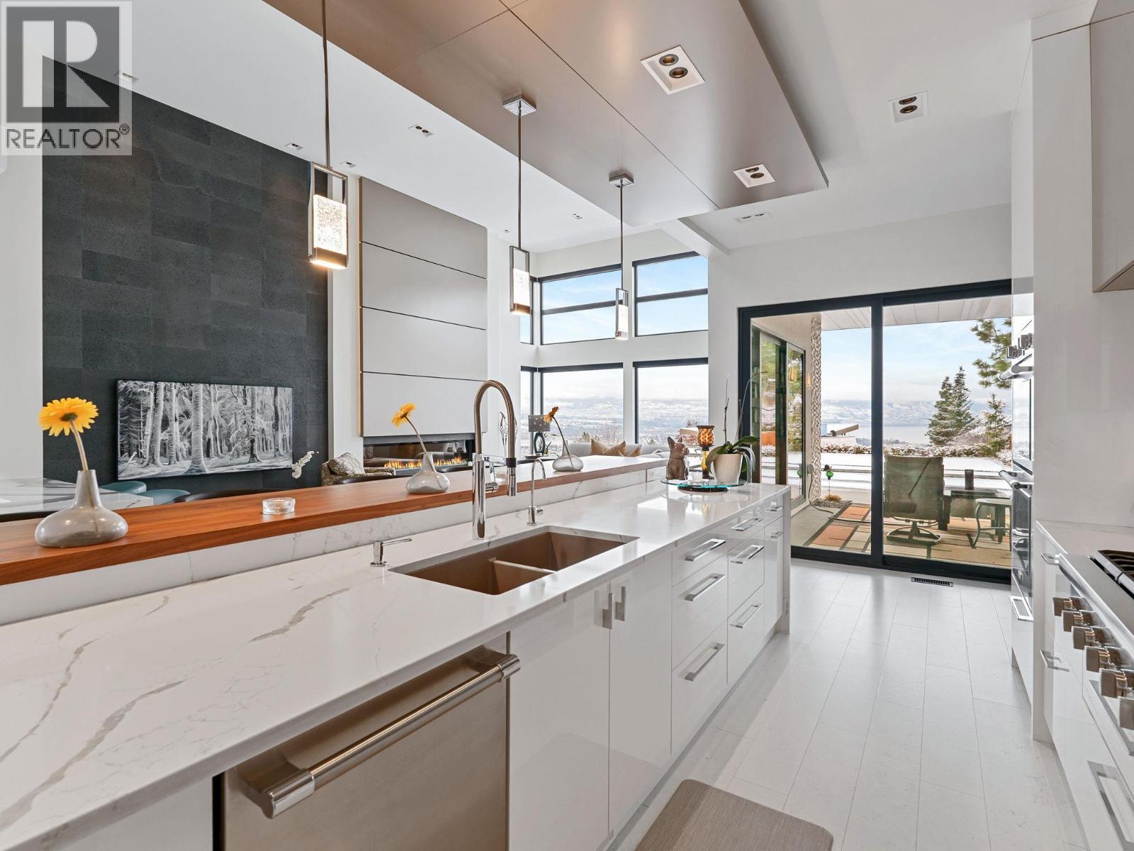 722 Highpointe Place, Kelowna, British Columbia  V1V 2Y3 - Photo 23 - 10380673