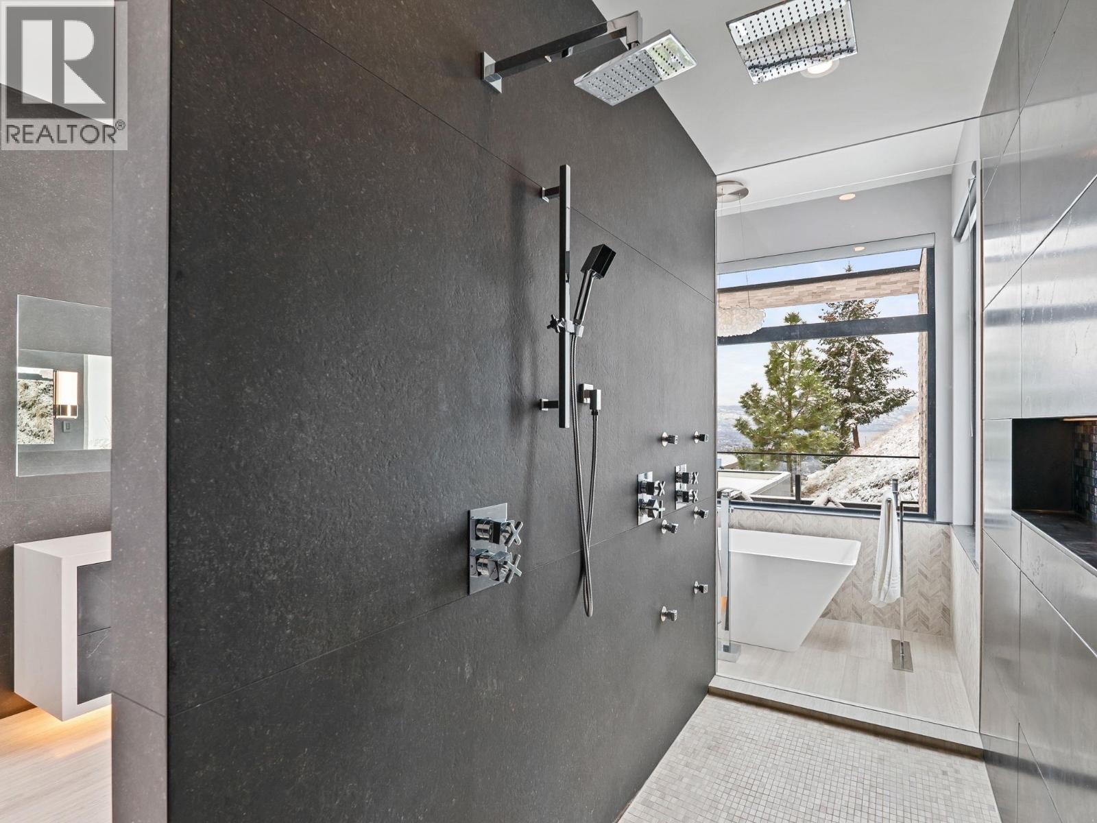 722 Highpointe Place, Kelowna, British Columbia  V1V 2Y3 - Photo 50 - 10380673
