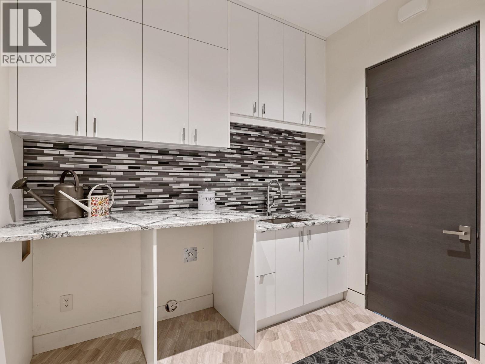 722 Highpointe Place, Kelowna, British Columbia  V1V 2Y3 - Photo 58 - 10380673