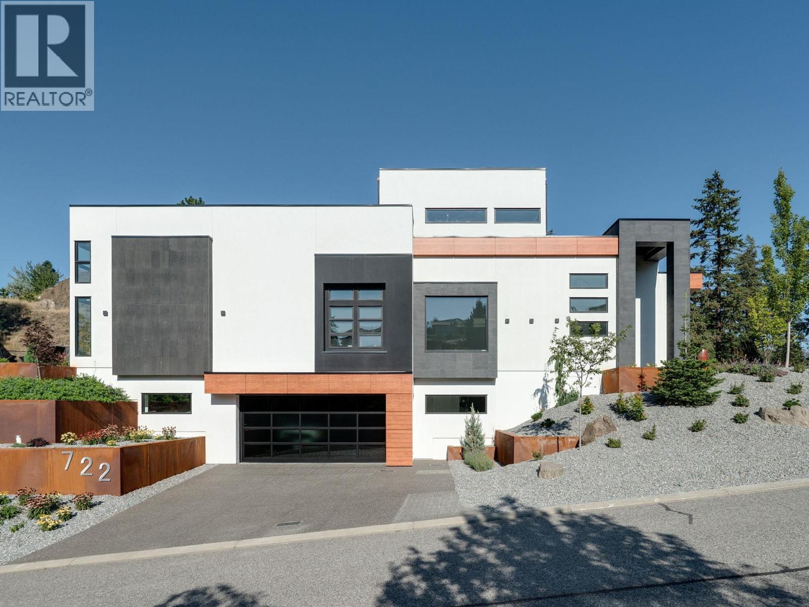 722 Highpointe Place, Kelowna, British Columbia  V1V 2Y3 - Photo 6 - 10380673