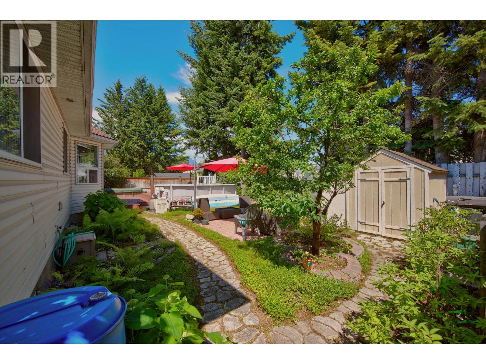 1505 Cedar Street, Golden, British Columbia  V0A 1H6 - Photo 72 - 10380537
