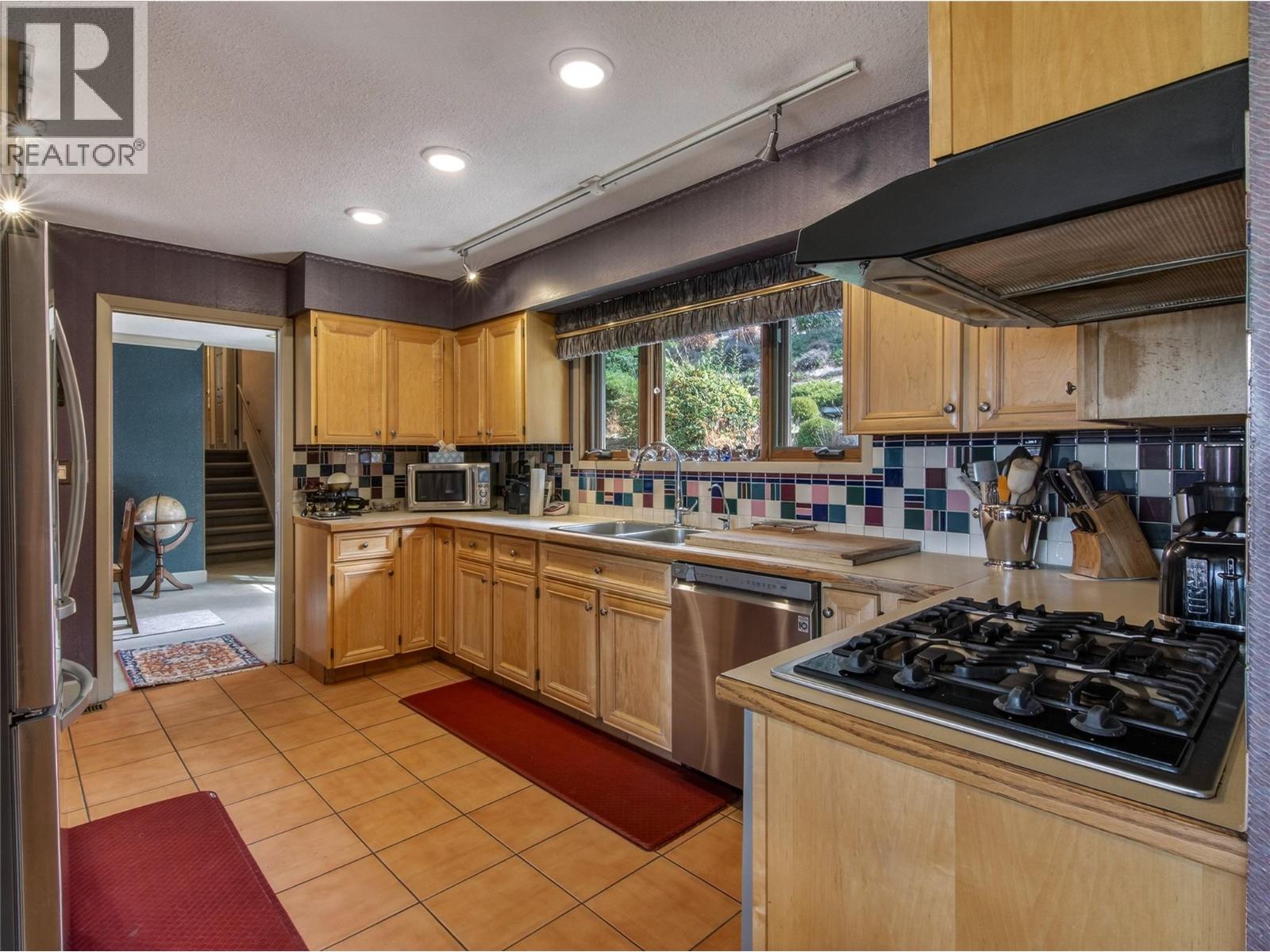 1910 Sutherland Road, Penticton, British Columbia  V2A 8T8 - Photo 16 - 10380457