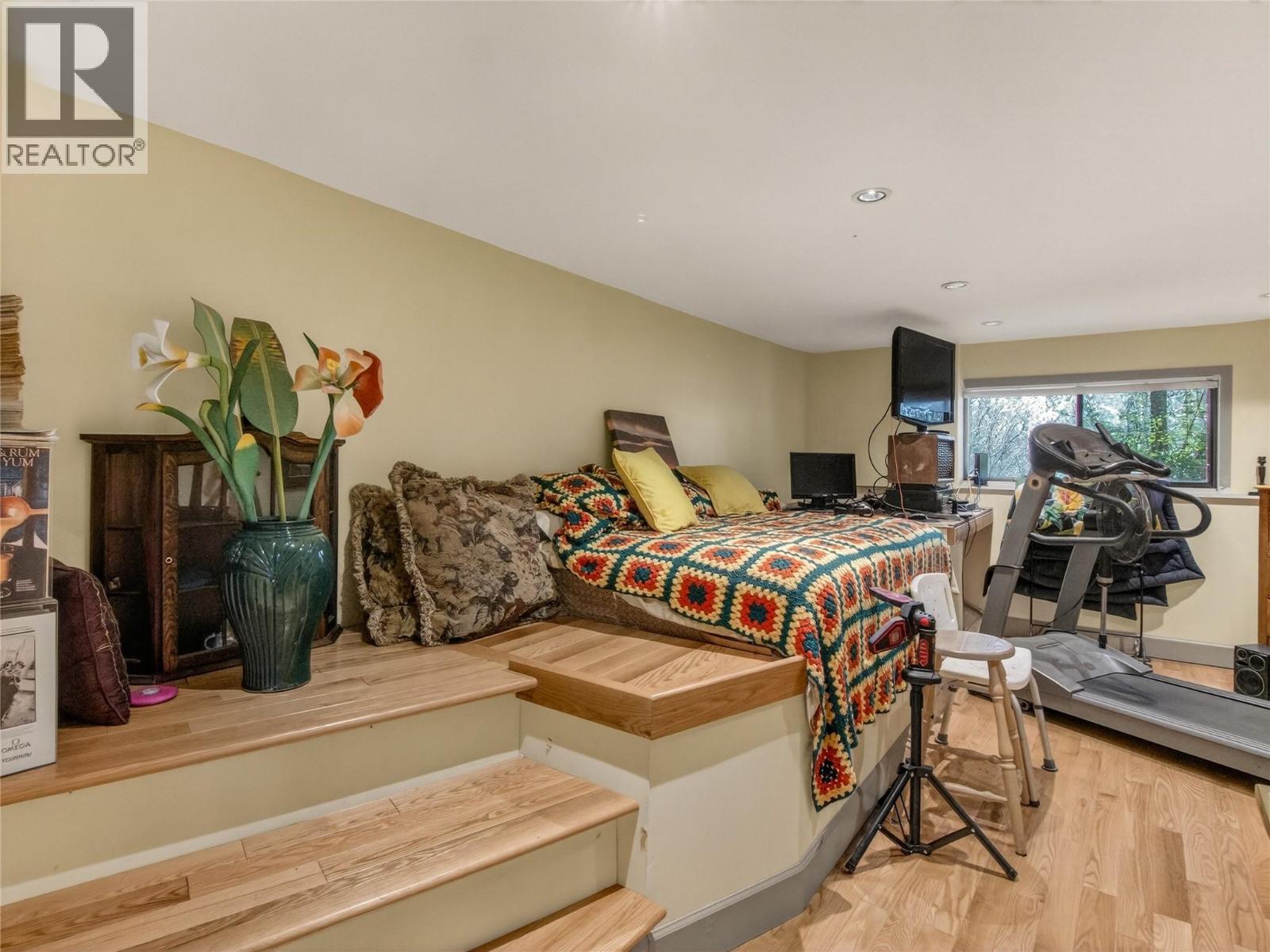 1910 Sutherland Road, Penticton, British Columbia  V2A 8T8 - Photo 36 - 10380457