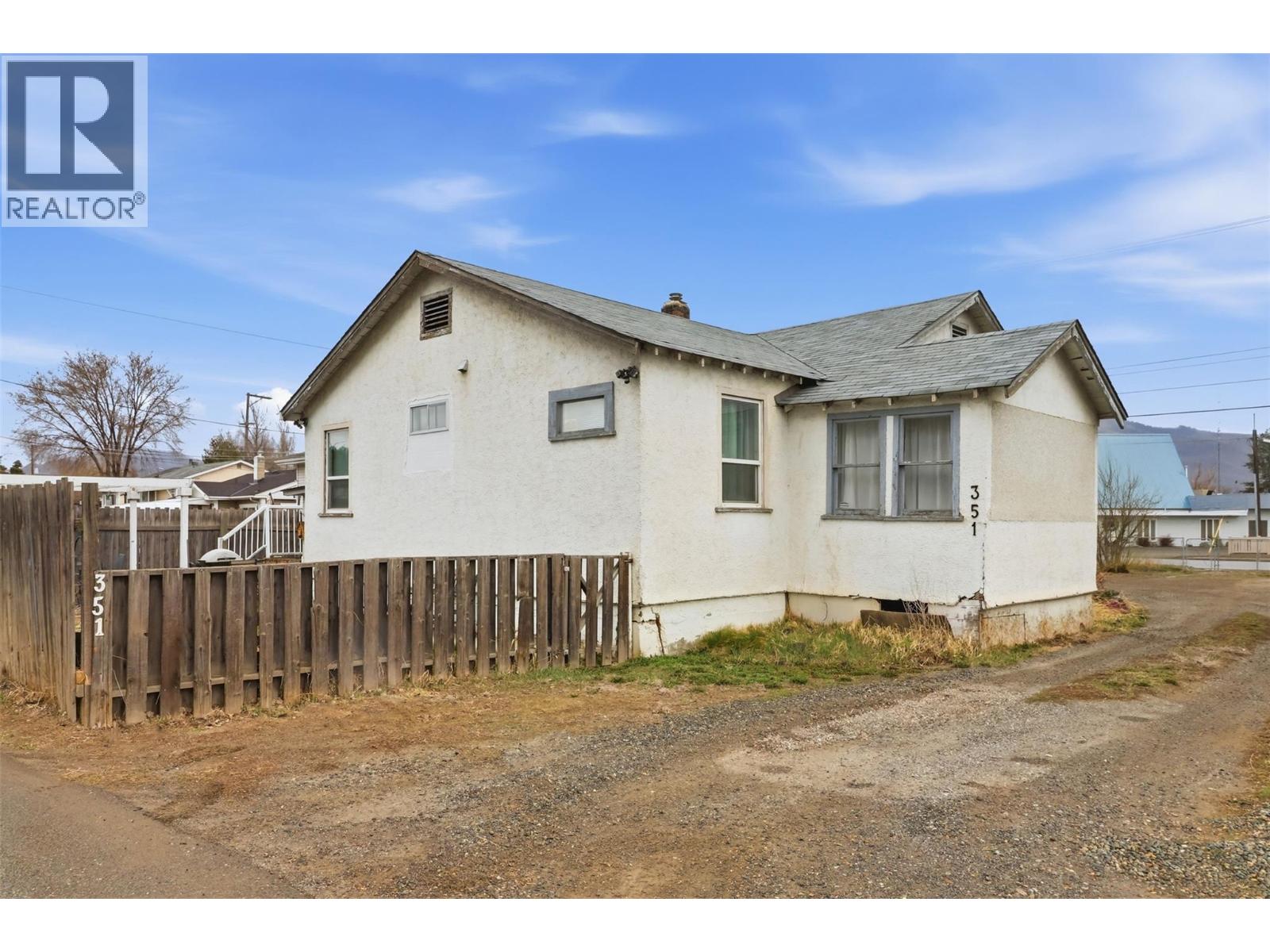 351 Fortune Drive, Kamloops, British Columbia  V2B 2H9 - Photo 2 - 10380717