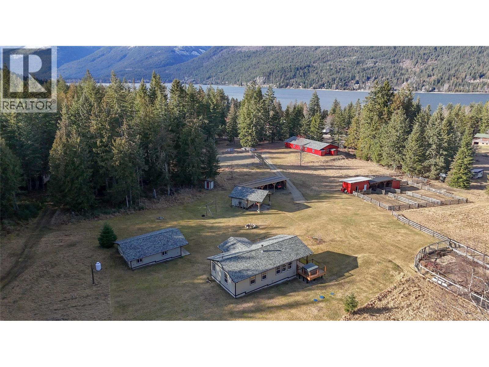 784 Lewis Road, harrop, British Columbia