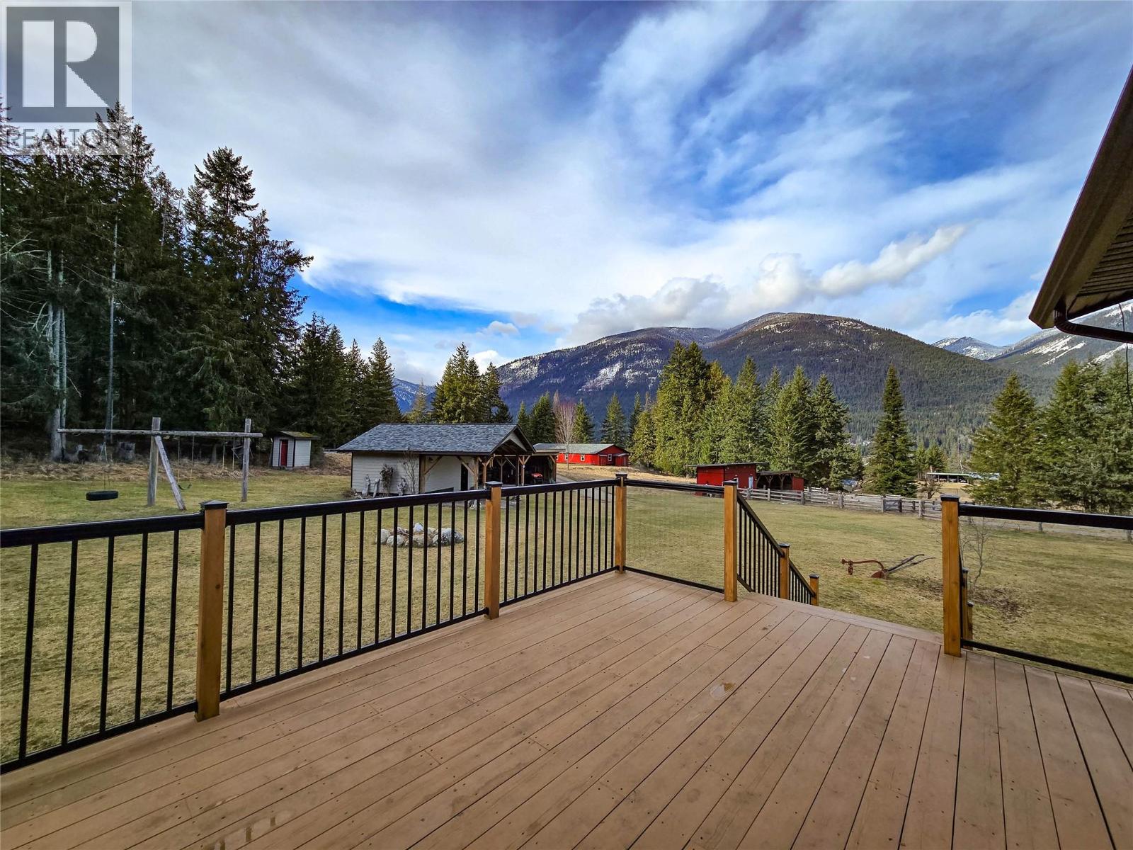 784 Lewis Road, Harrop, British Columbia  V1L 6P7 - Photo 10 - 10380654