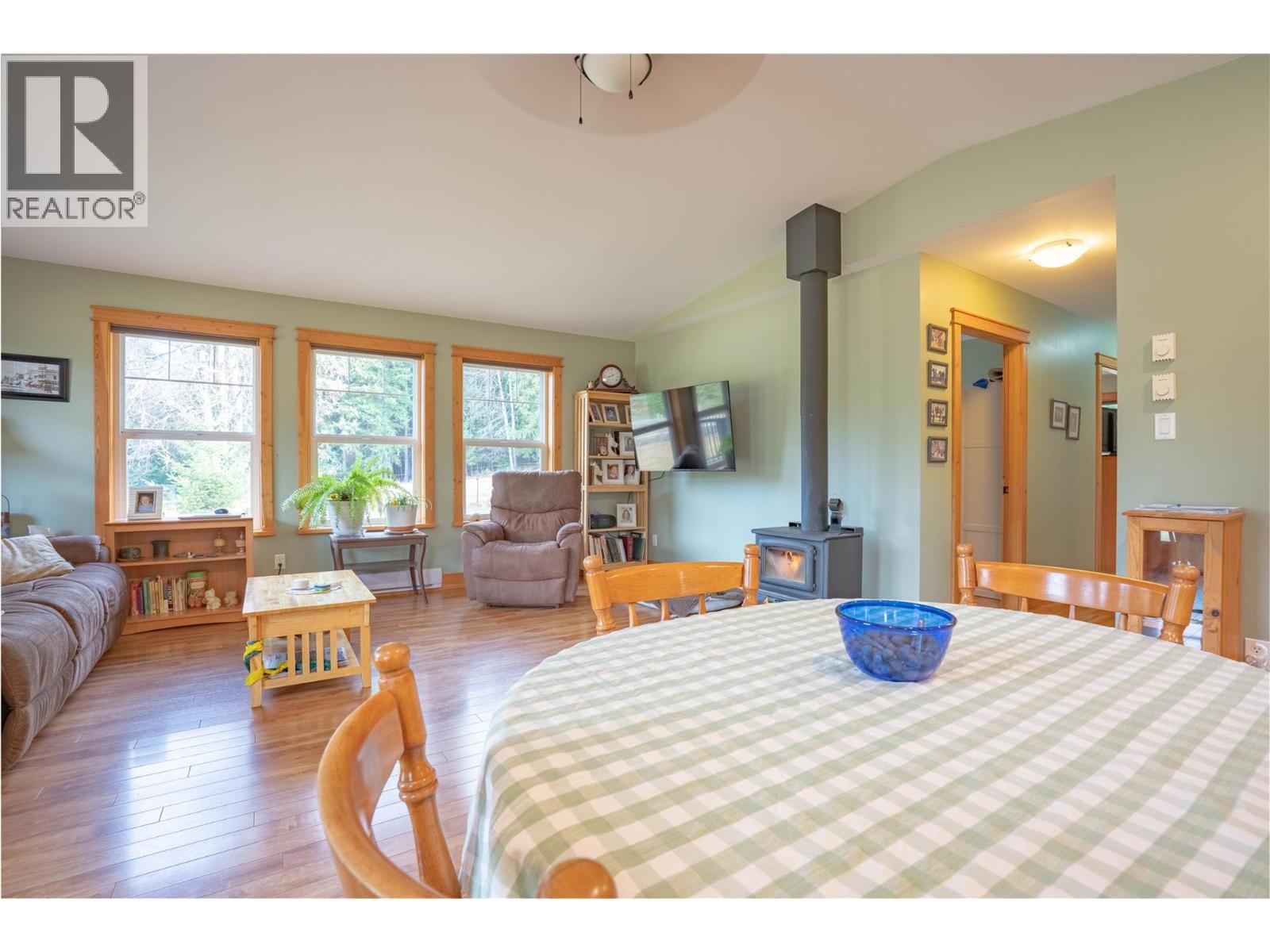 784 Lewis Road, Harrop, British Columbia  V1L 6P7 - Photo 16 - 10380654