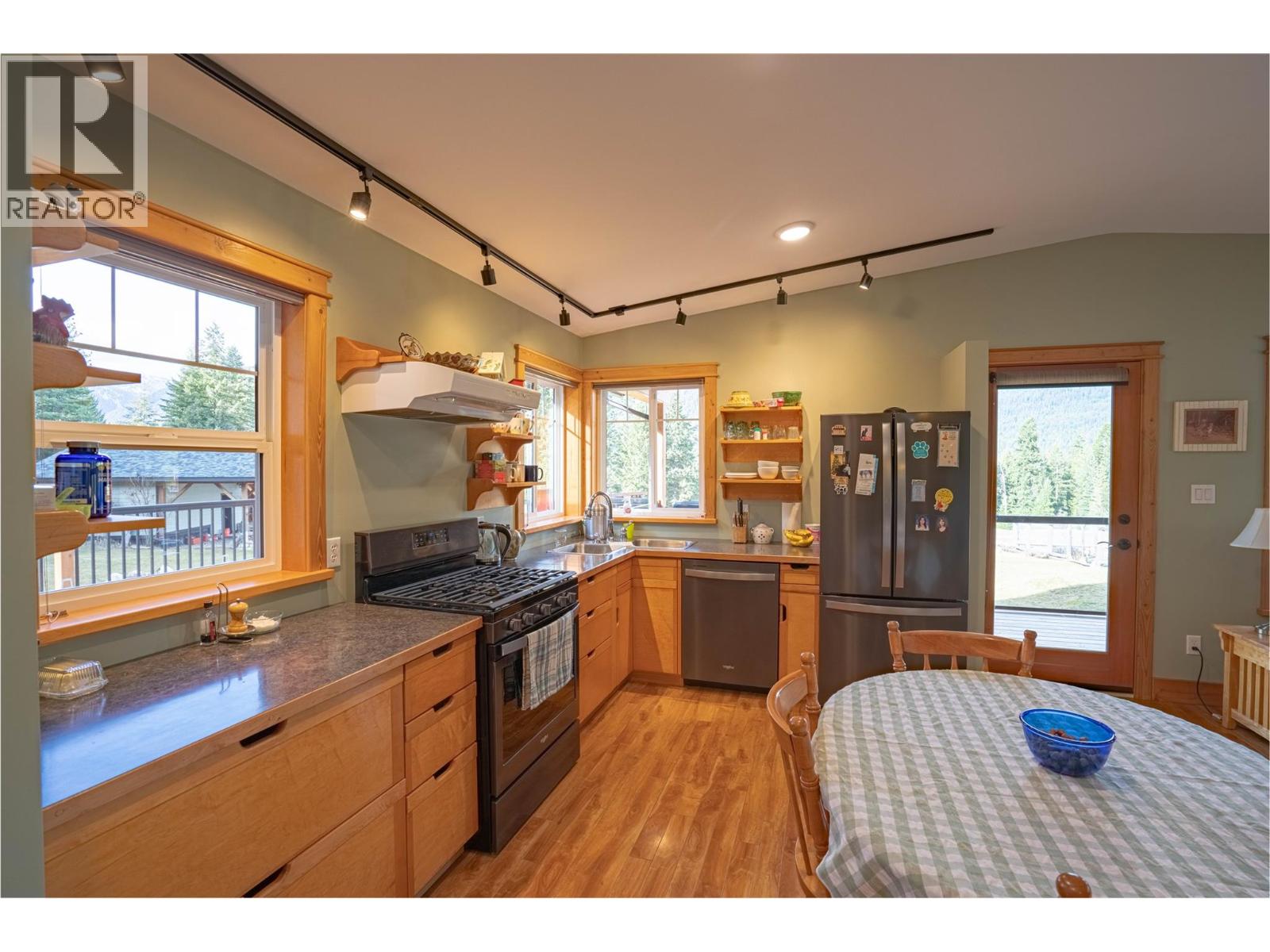 784 Lewis Road, Harrop, British Columbia  V1L 6P7 - Photo 17 - 10380654