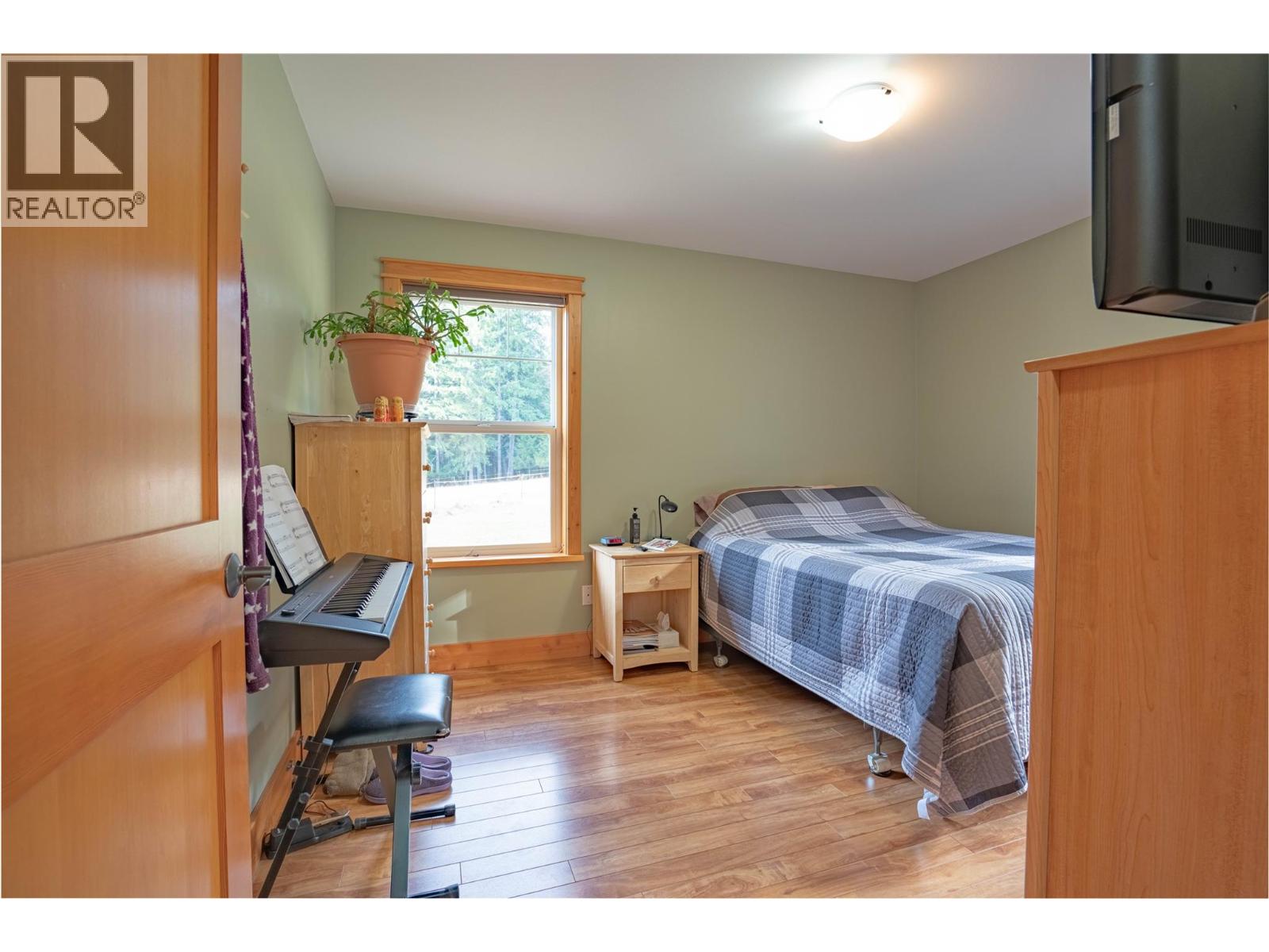 784 Lewis Road, Harrop, British Columbia  V1L 6P7 - Photo 21 - 10380654